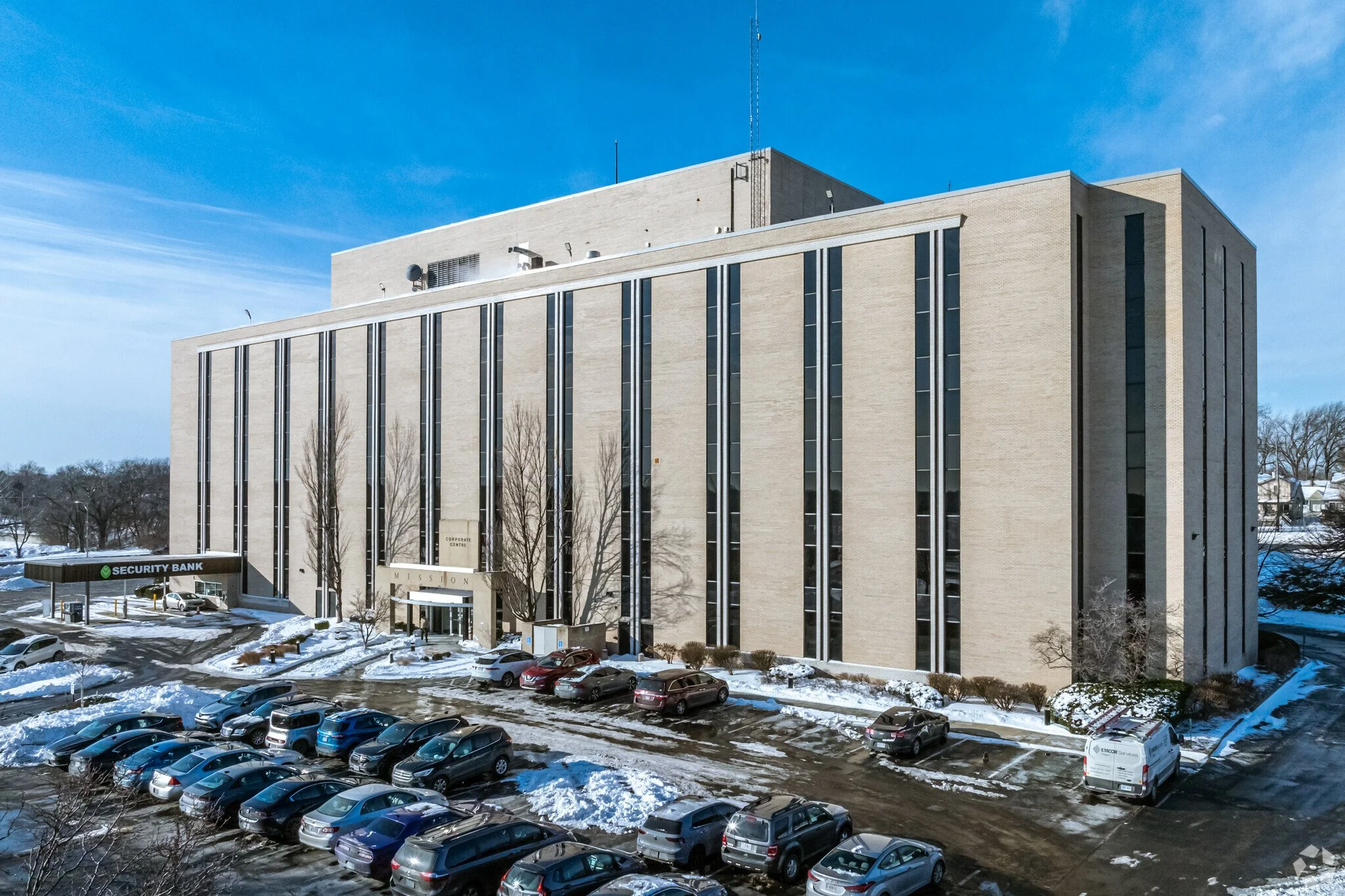 5800-Foxridge-Dr-Mission-KS-Building-Photo-6-LargeHighDefinition.jpg