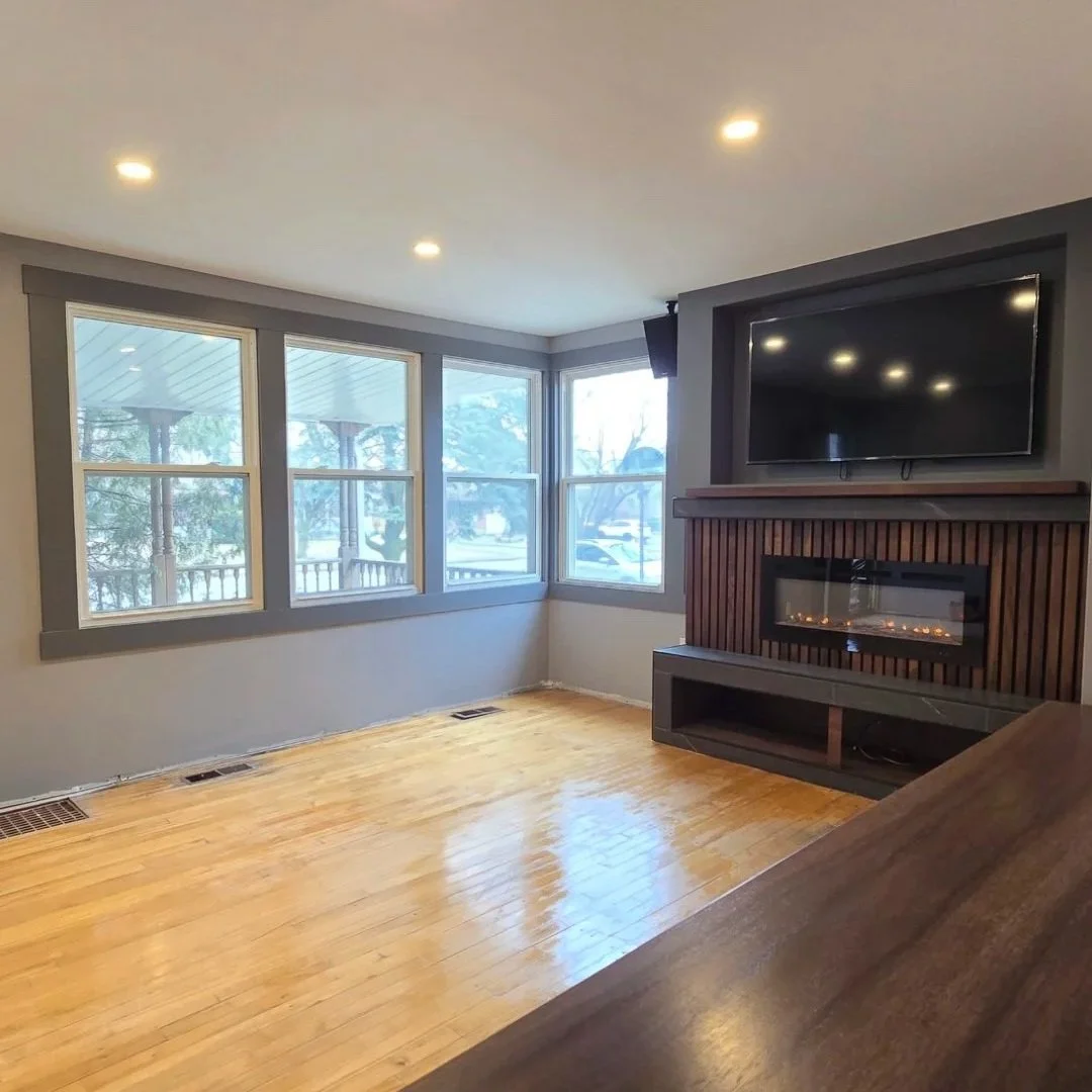 Custom Bartop, Feature Wall with Tv and Fireplace