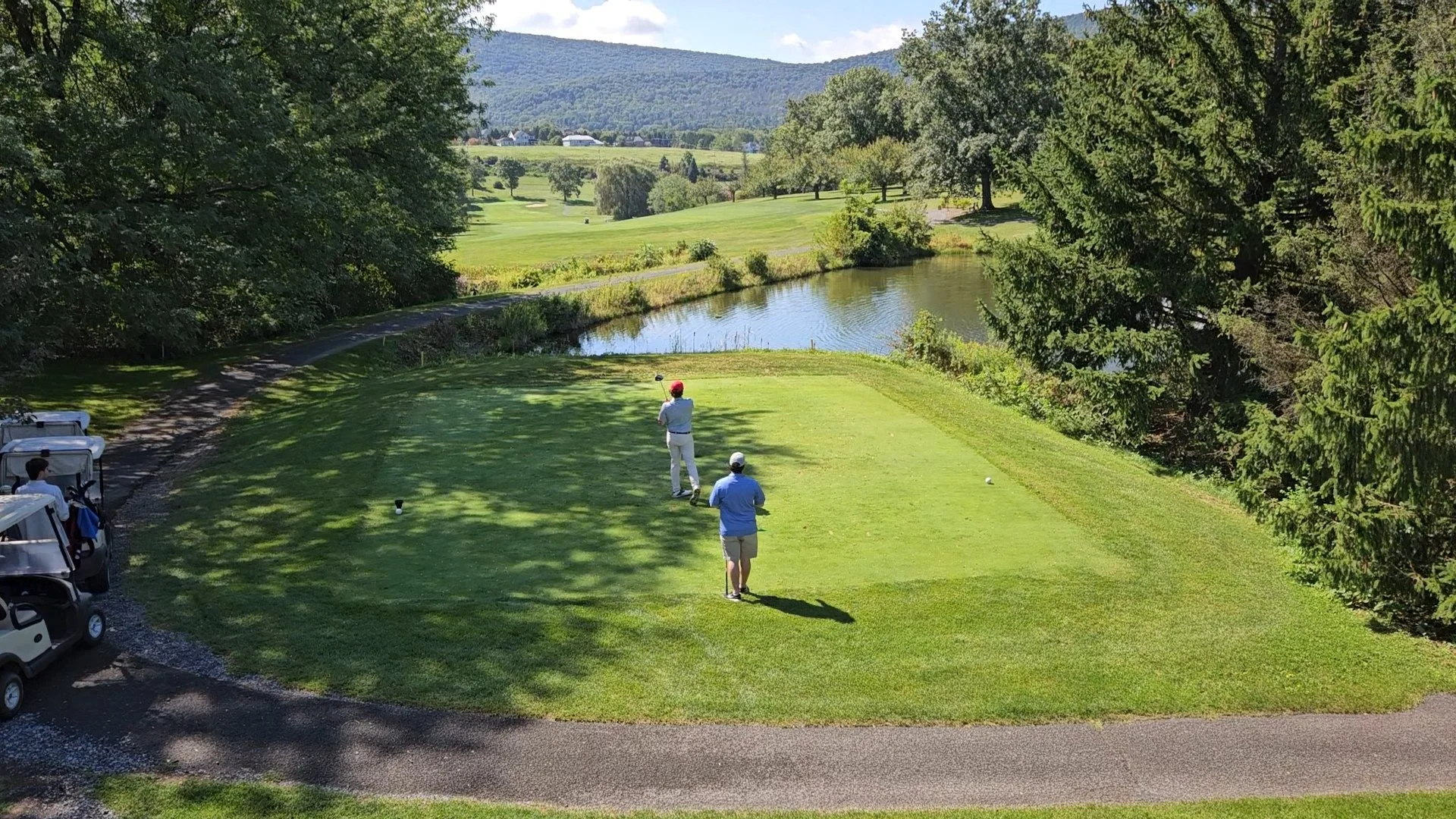 Book a golfing business meeting with Ridgeline