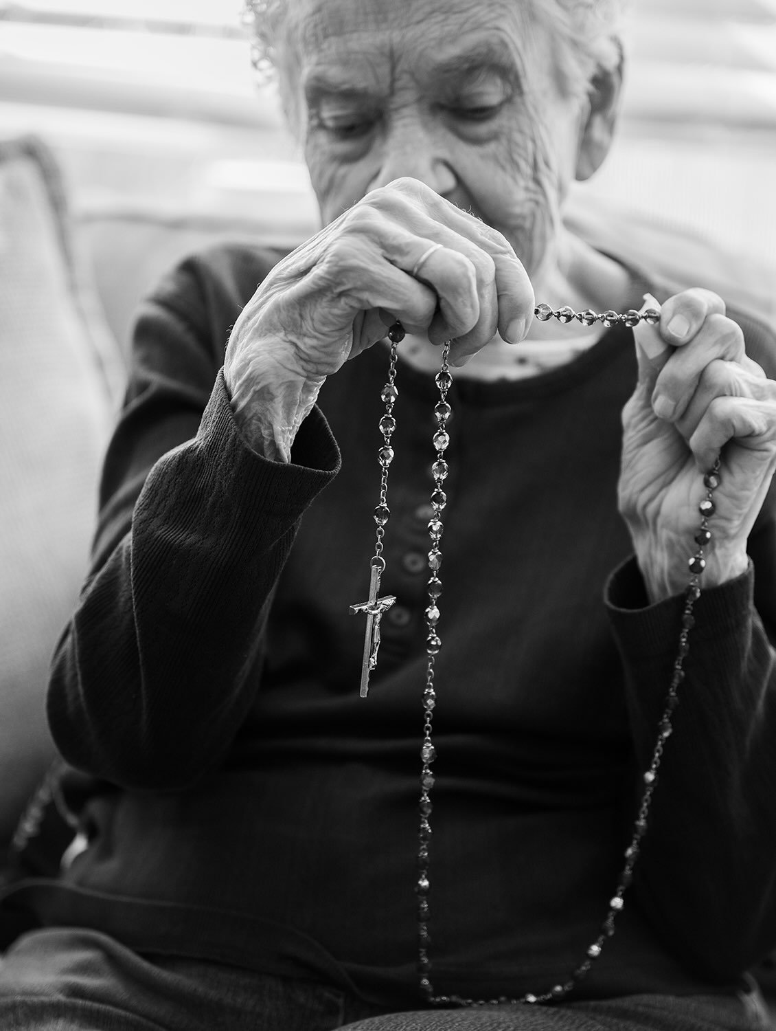&ldquo;My husband got this for me and he had it blessed.
I don&rsquo;t make it to church as often as I used to but I can pray the rosary every day. I hold it like this.&rdquo;

(You can read more about this journey through the link in the bio)