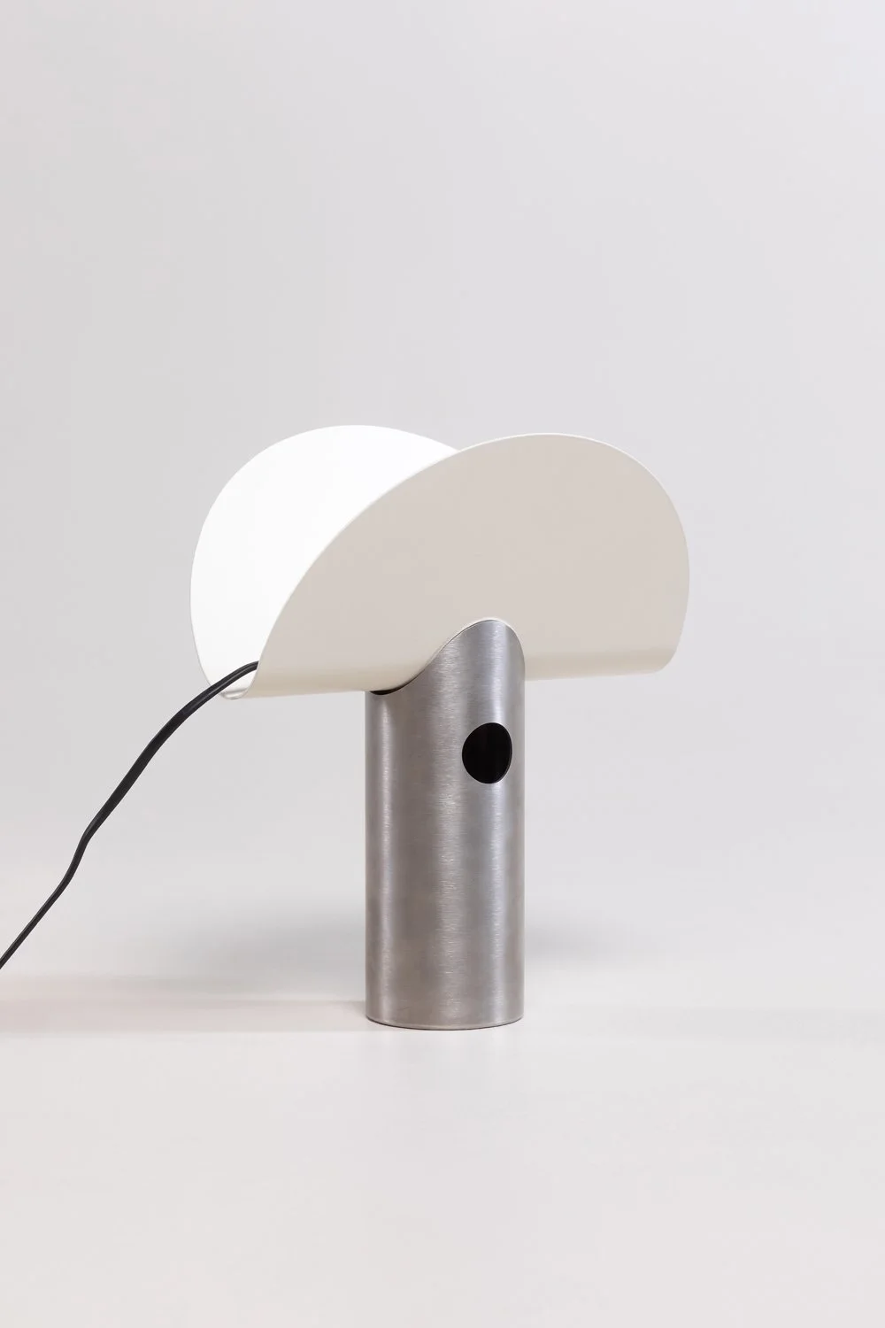 Table Lamp-Vase "Blend", Oyster White