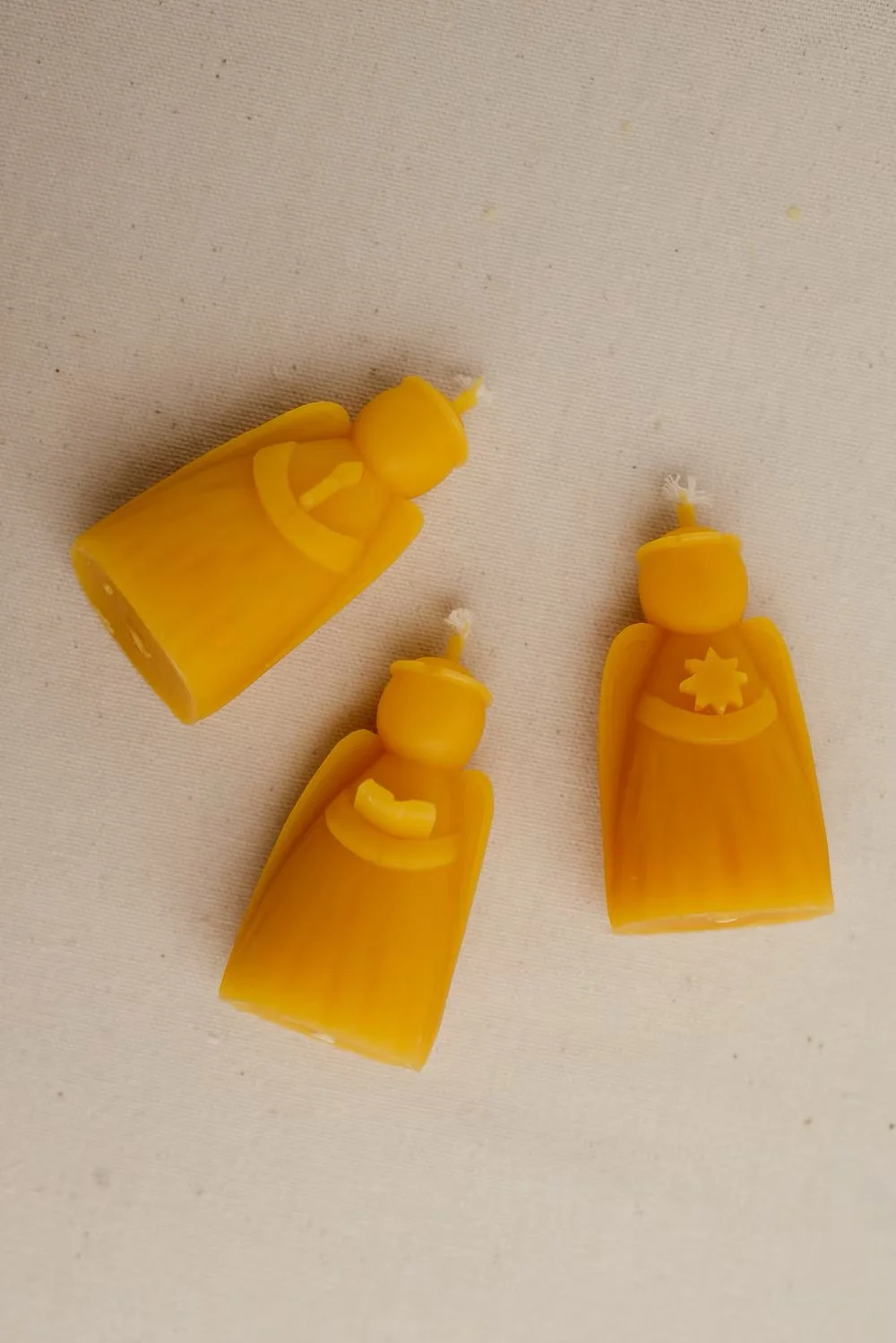 Honey Beeswax Candle "Christmas Angles"