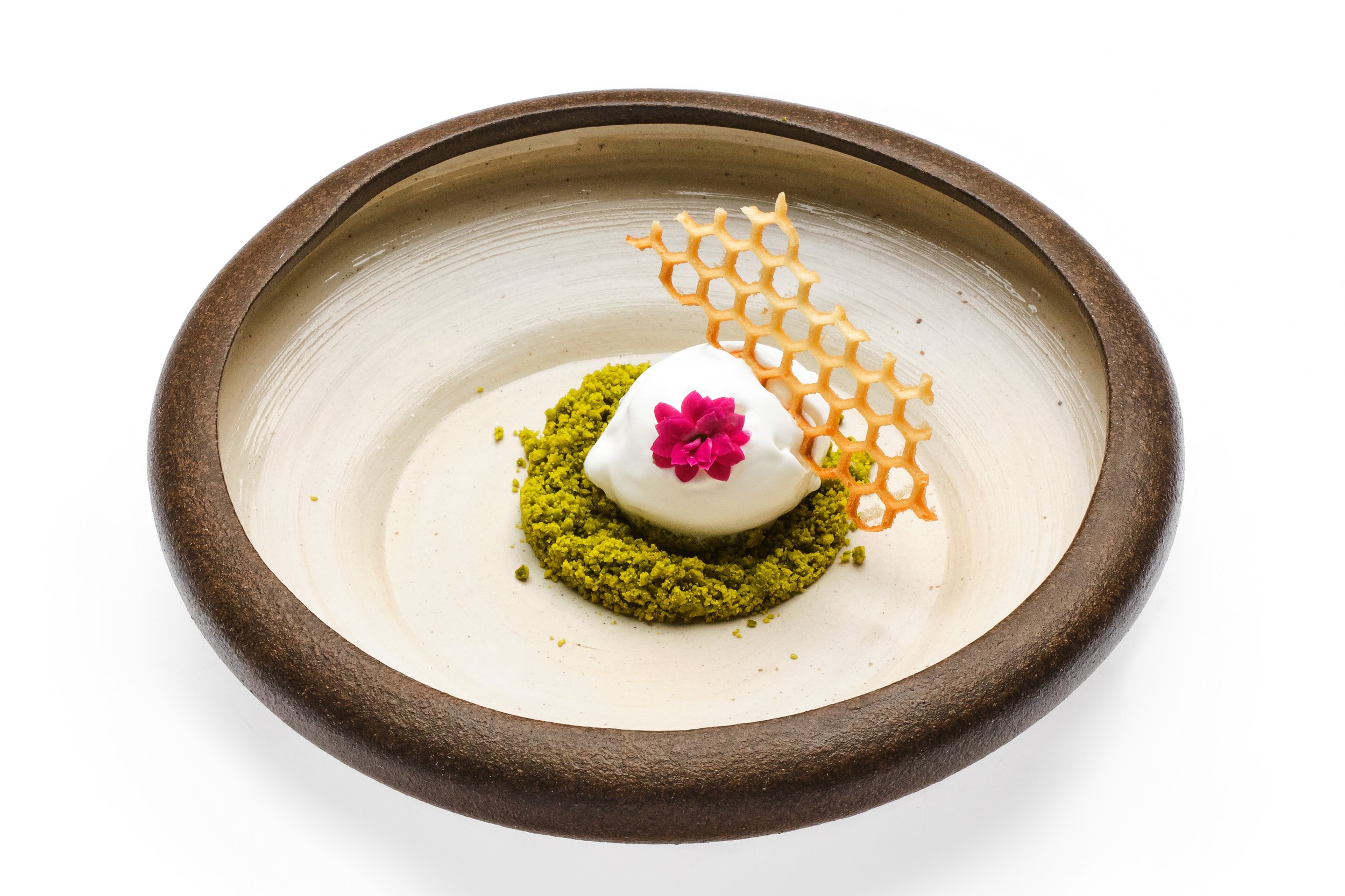 Our porcelain is well established around the world and growing its geographical presence year by year.
We partner with finest restaurants and hotels to develop their identity represented in unique porcelain tableware and decor.
Our products meet a