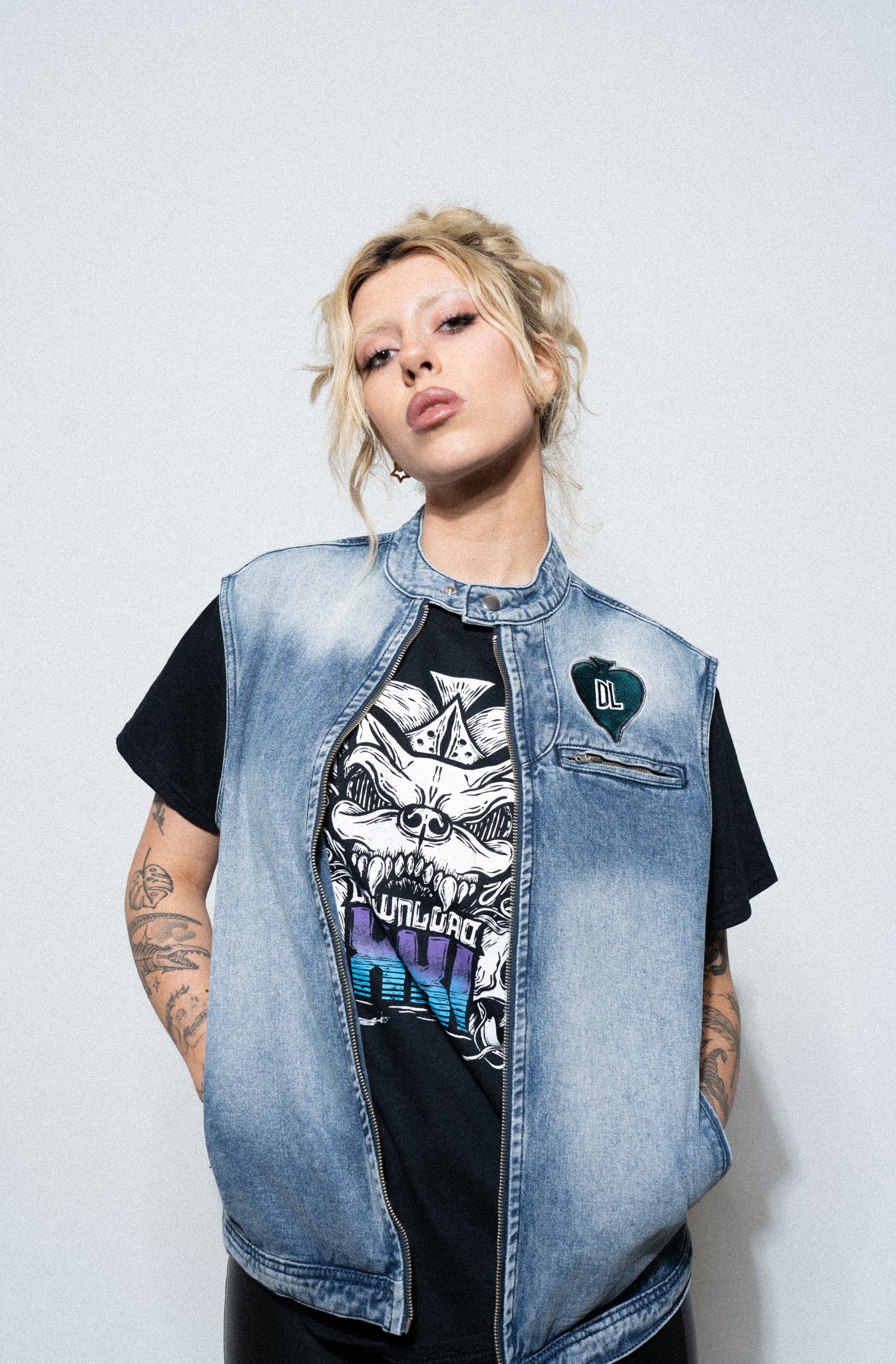 Download Shoot-52.jpg
