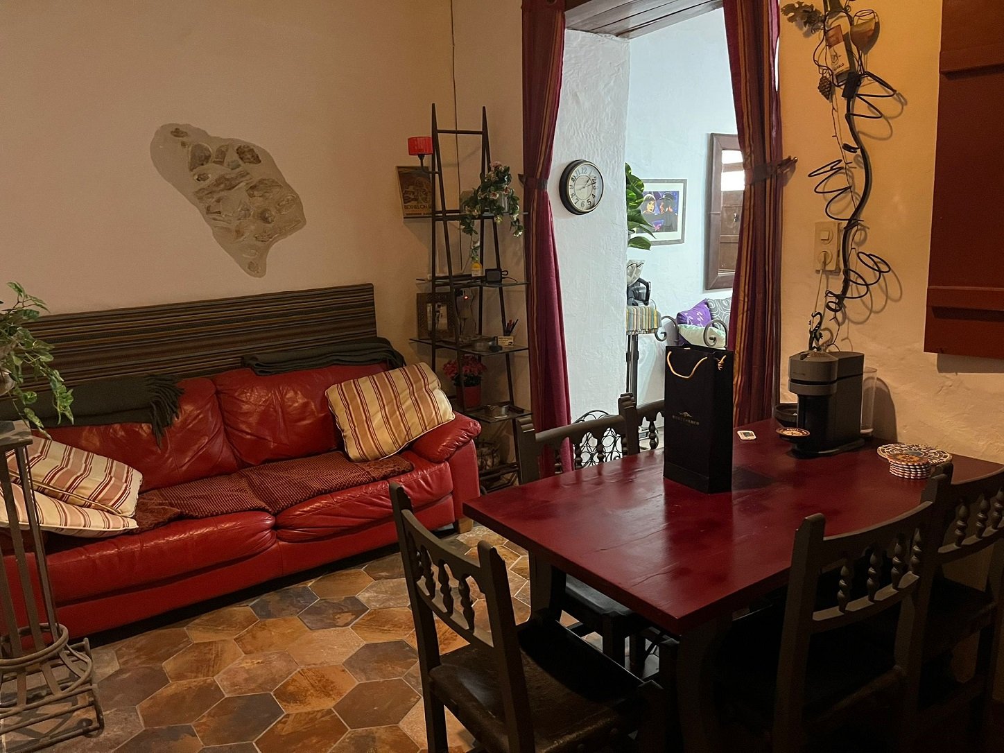 Lounge-dining.jpg