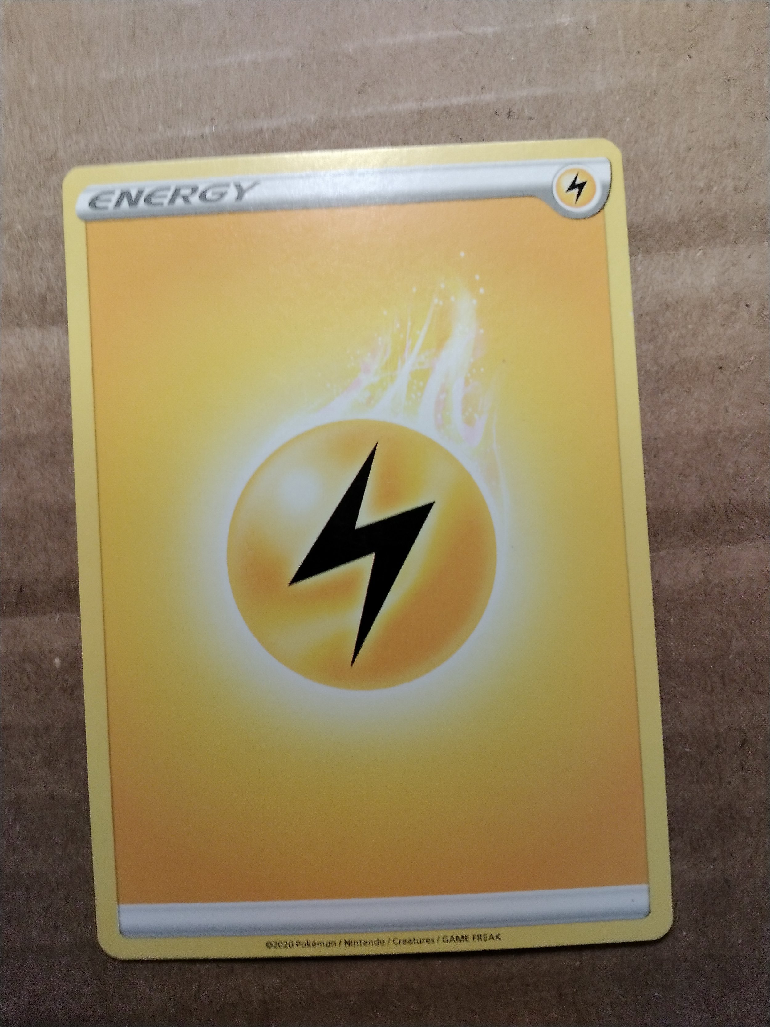 Lightning-Basic Energy Card