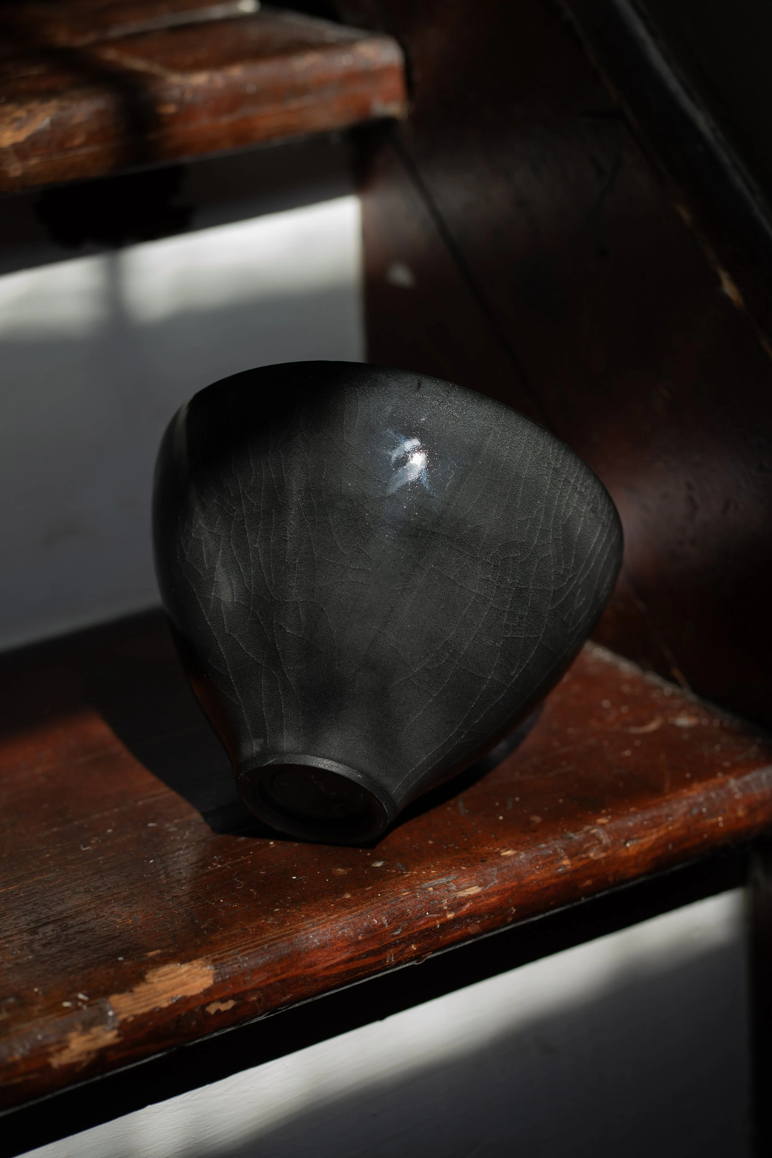 blackcracklebowl1.jpg