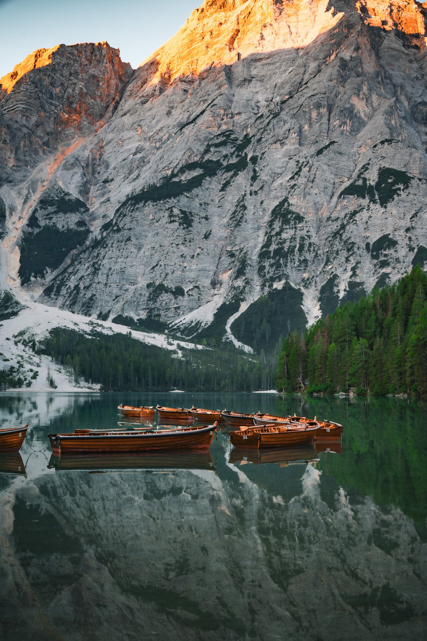 Lake Braies.jpg