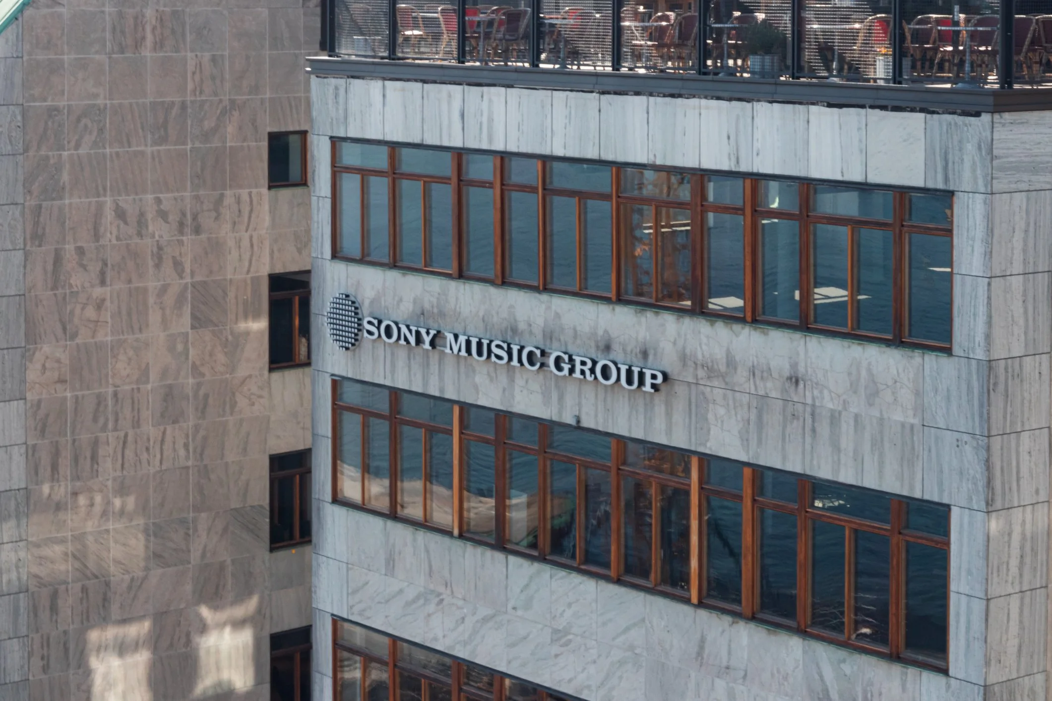 British-Australian Artist, Alexandra Hainsworth, Sues Sony Subsidiary Over Unpaid Royalties as Industry Pattern Emerges