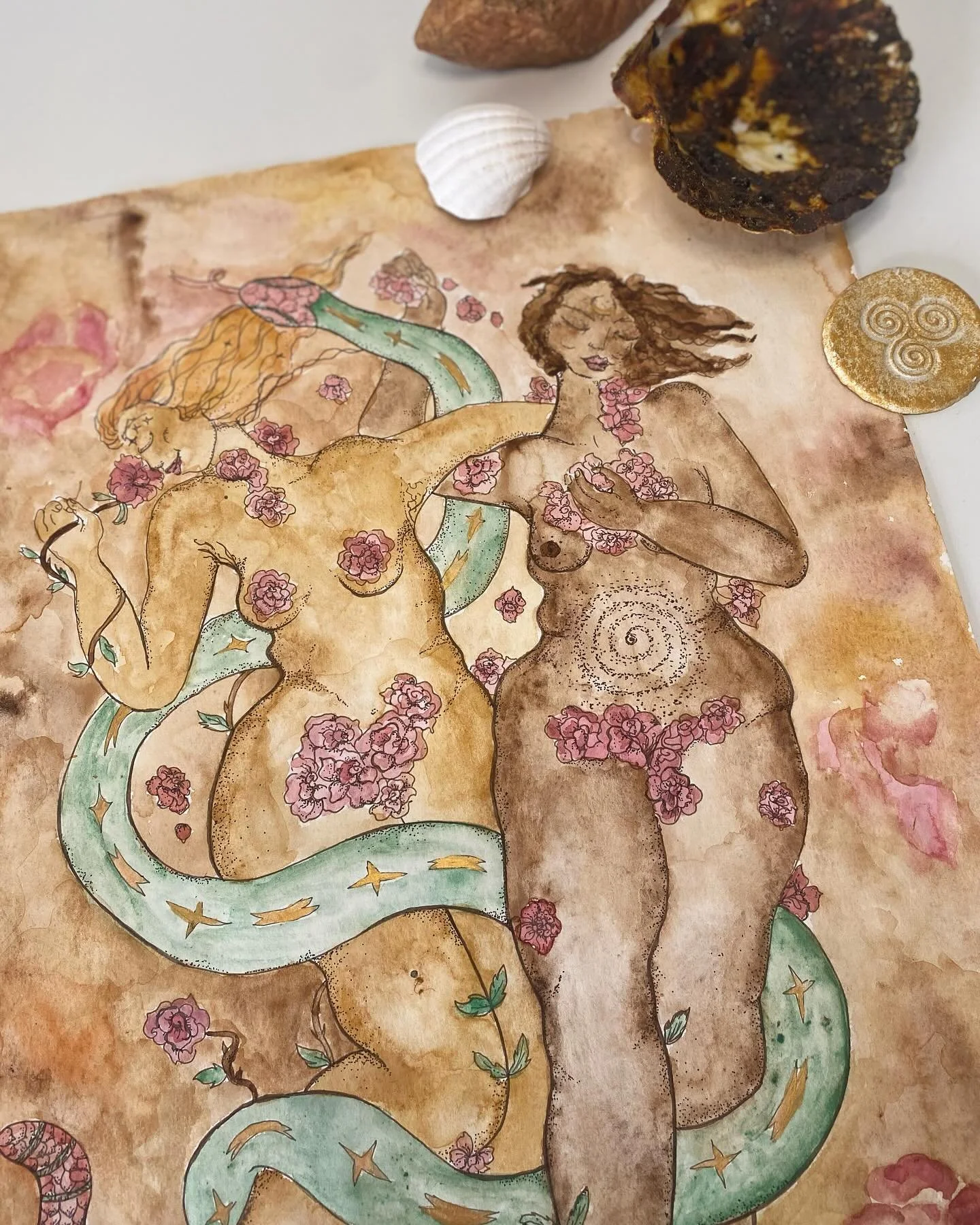 Wild Rose (group commission 2020, Painted with Ochre, Malachite and Madder 🌹

📷 And some June Roses