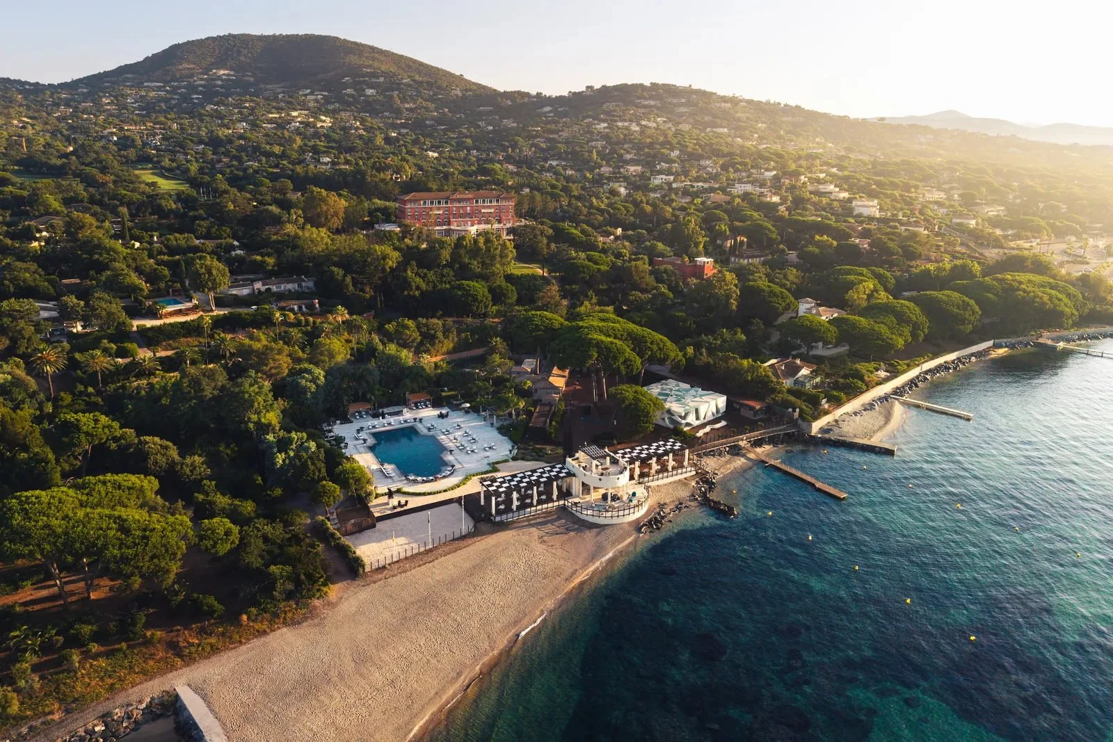 Beauvallon Sur Mer beach club and private pontoon jetty on the Gulf of Saint-Tropez at COMO Le Beauvallon