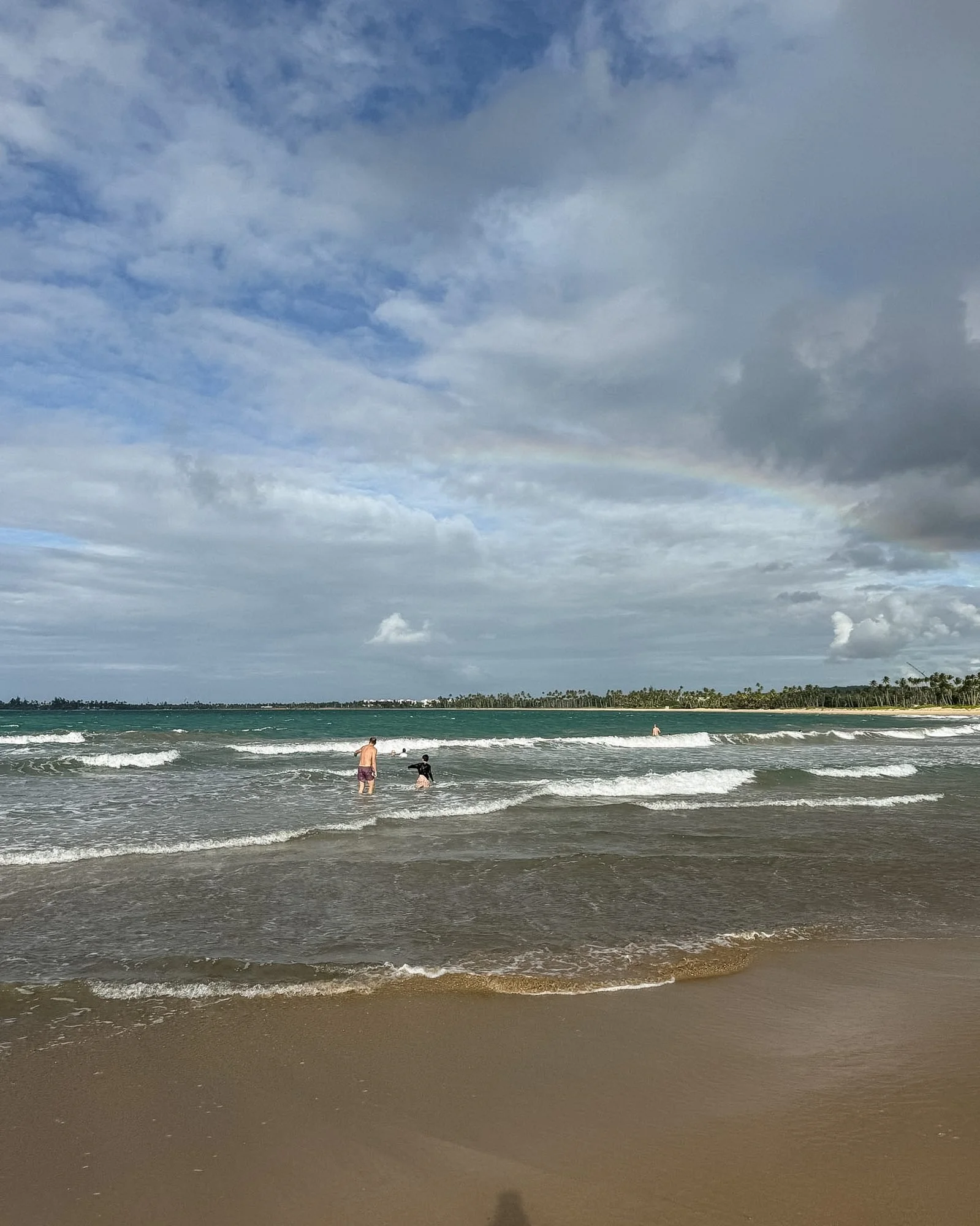 four-seasons-resort-puerto-rico-beach-rainbow-surf.jpg