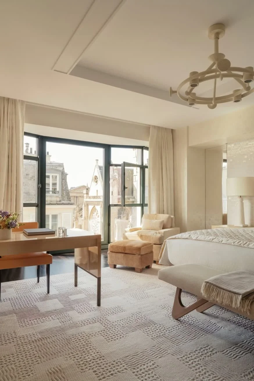 cheval-blanc-paris-room-paris-rooftop-view.jpeg