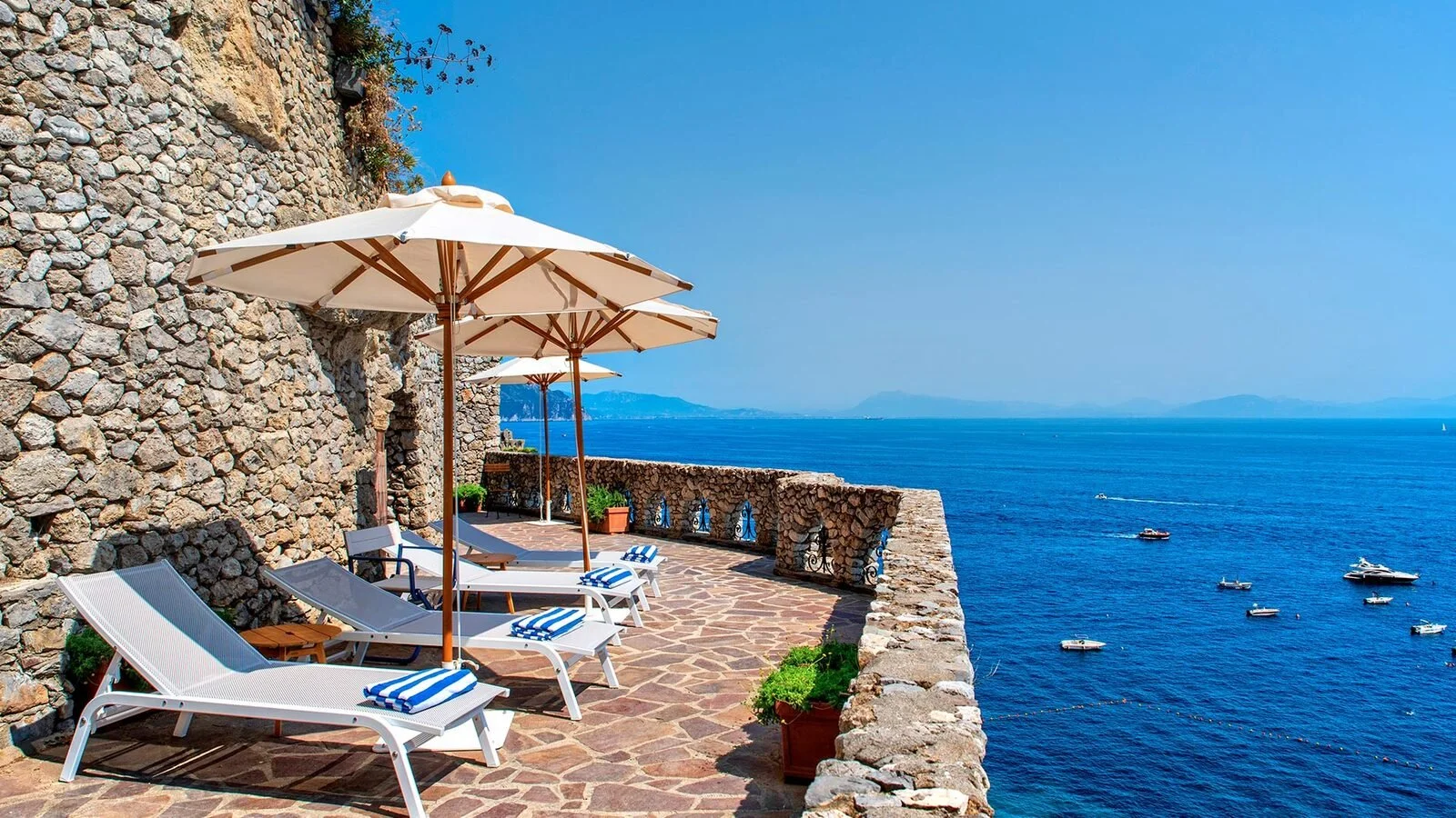 Best Luxury Hotels on the Amalfi Coast, Capri and Sorrento