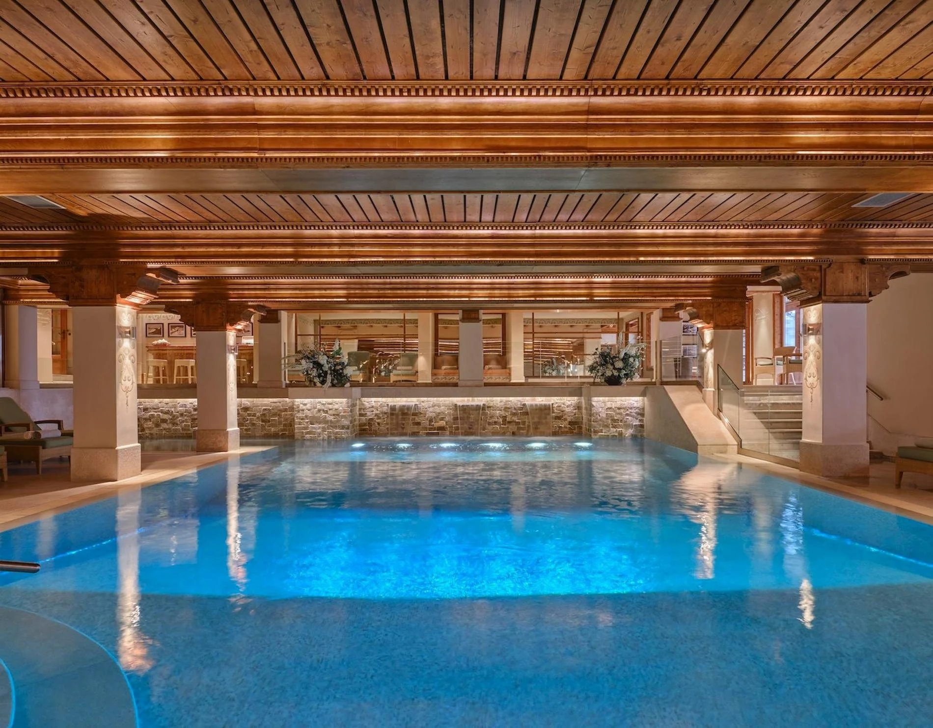 Indoor pool in the La Mer spa at Airelles Courchevel.