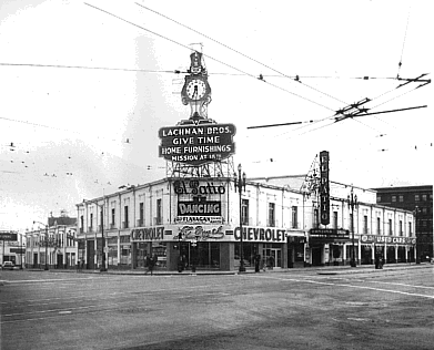 carousel  elpatioballroom.gif