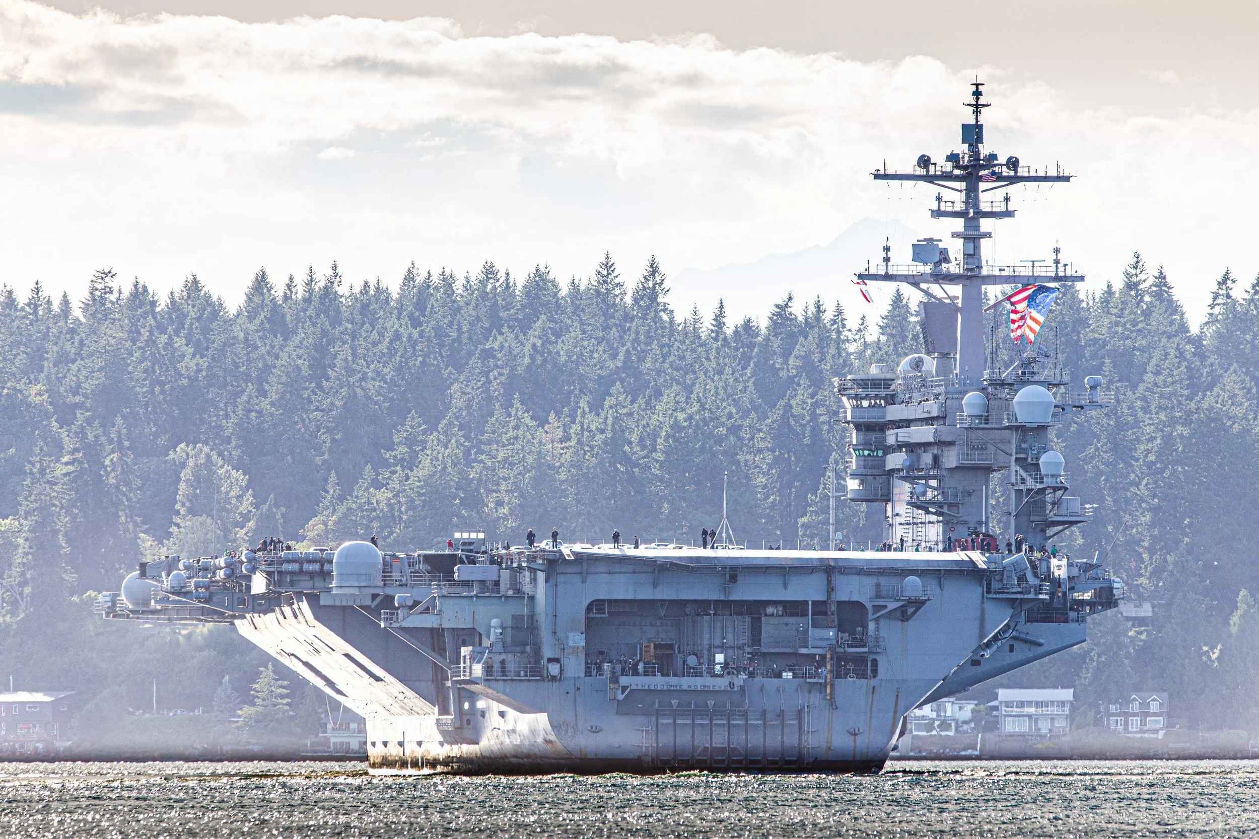 USS Roosevelt CVN 71 2