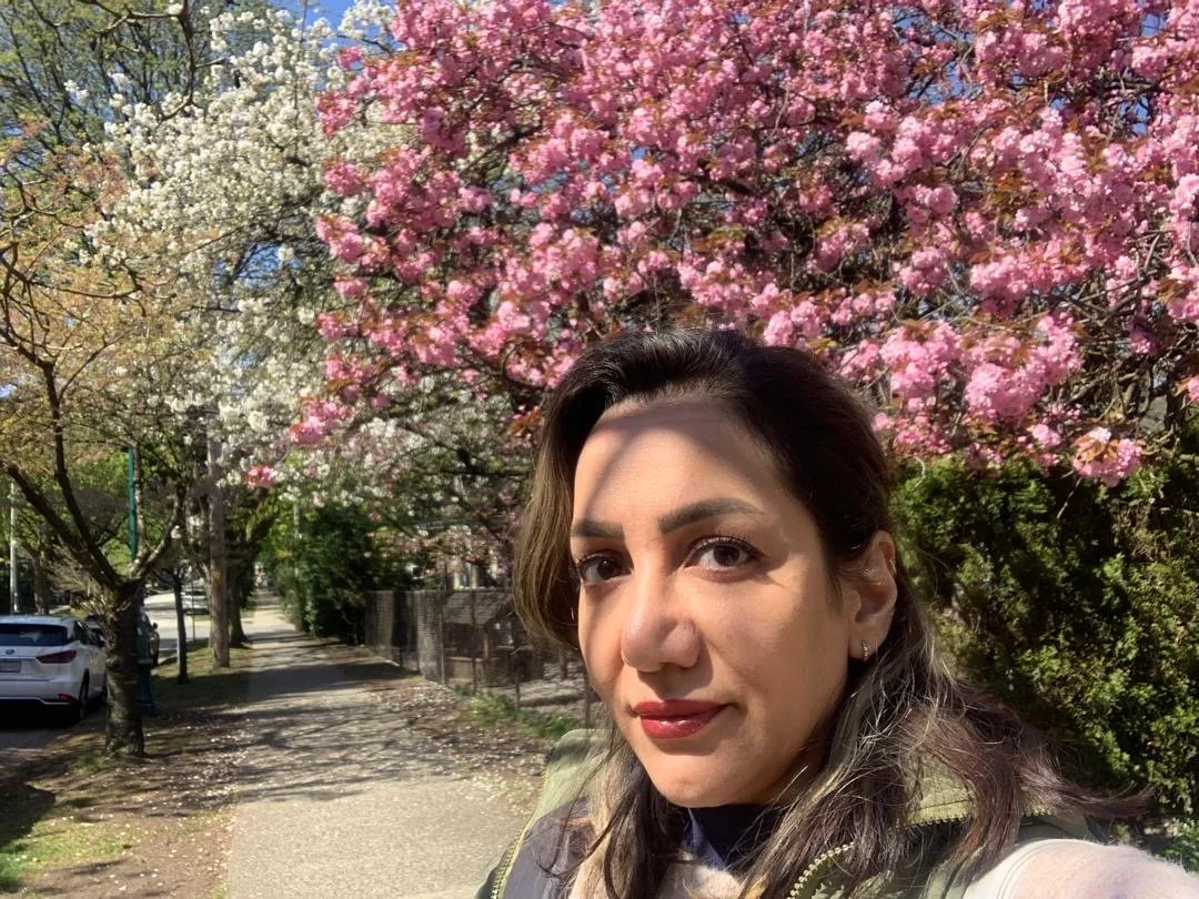 Get to know our volunteer of the month, Parisa!