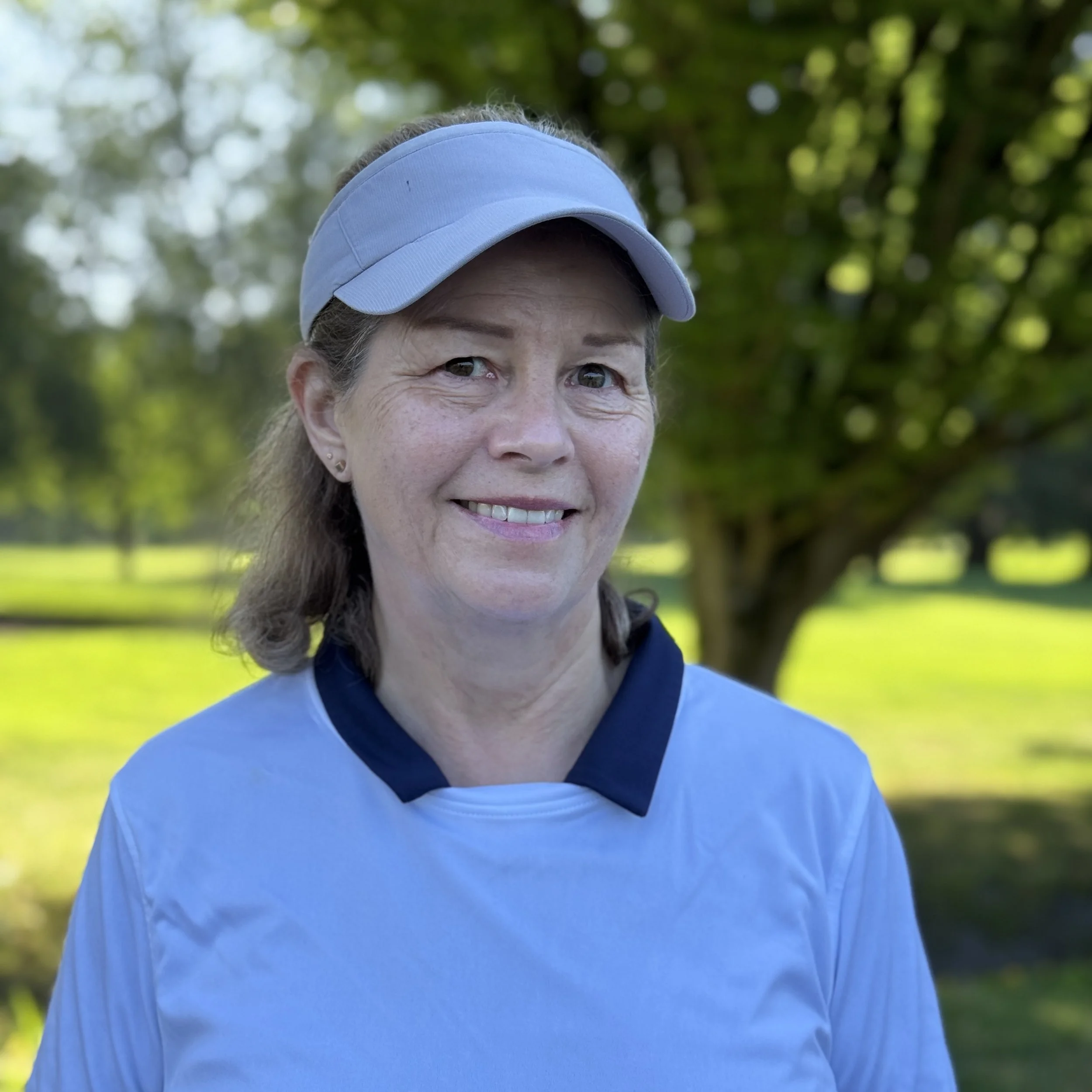 Get to know our volunteer of the month, Shelly!
