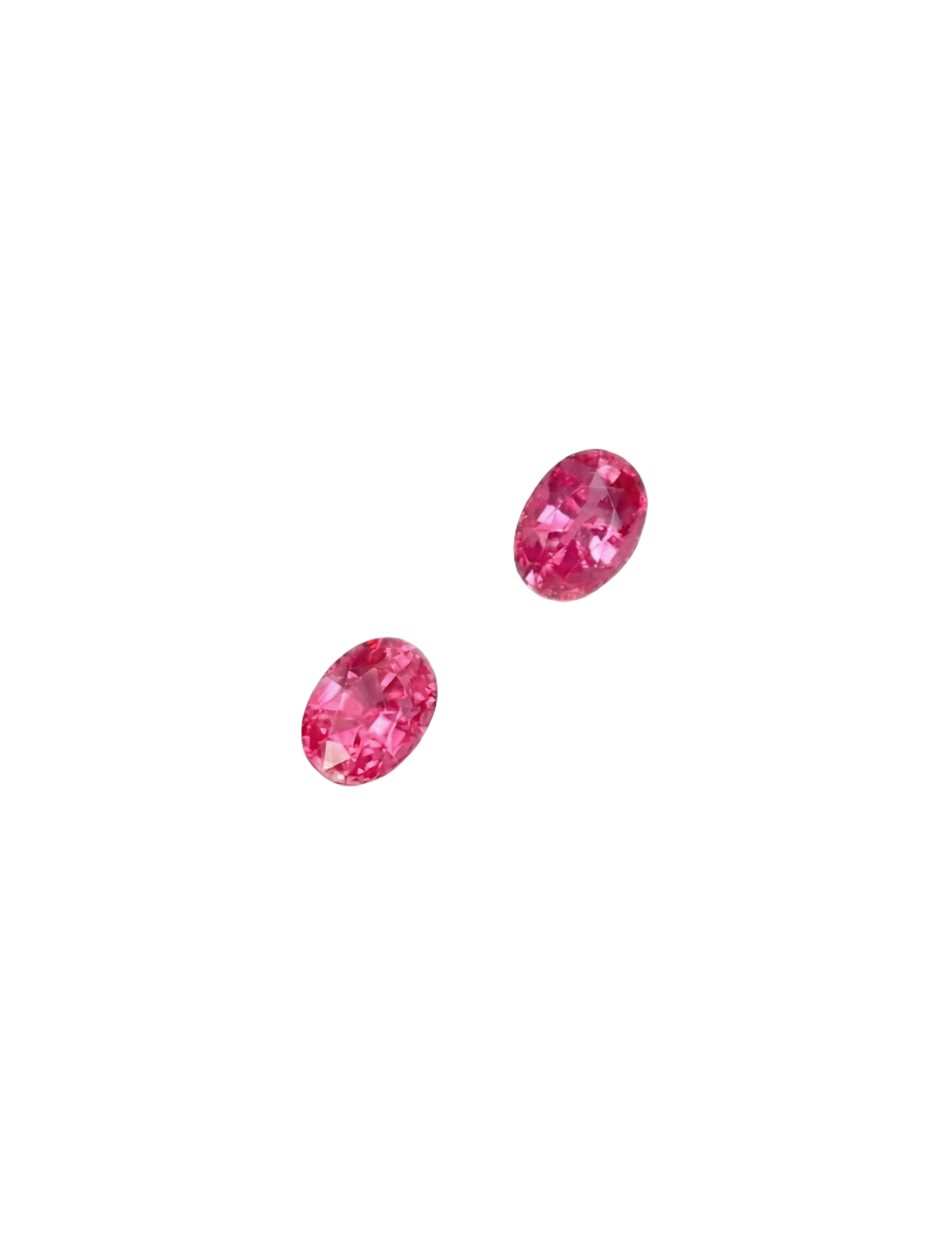 .9cttw Pair of Mahenge Spinel