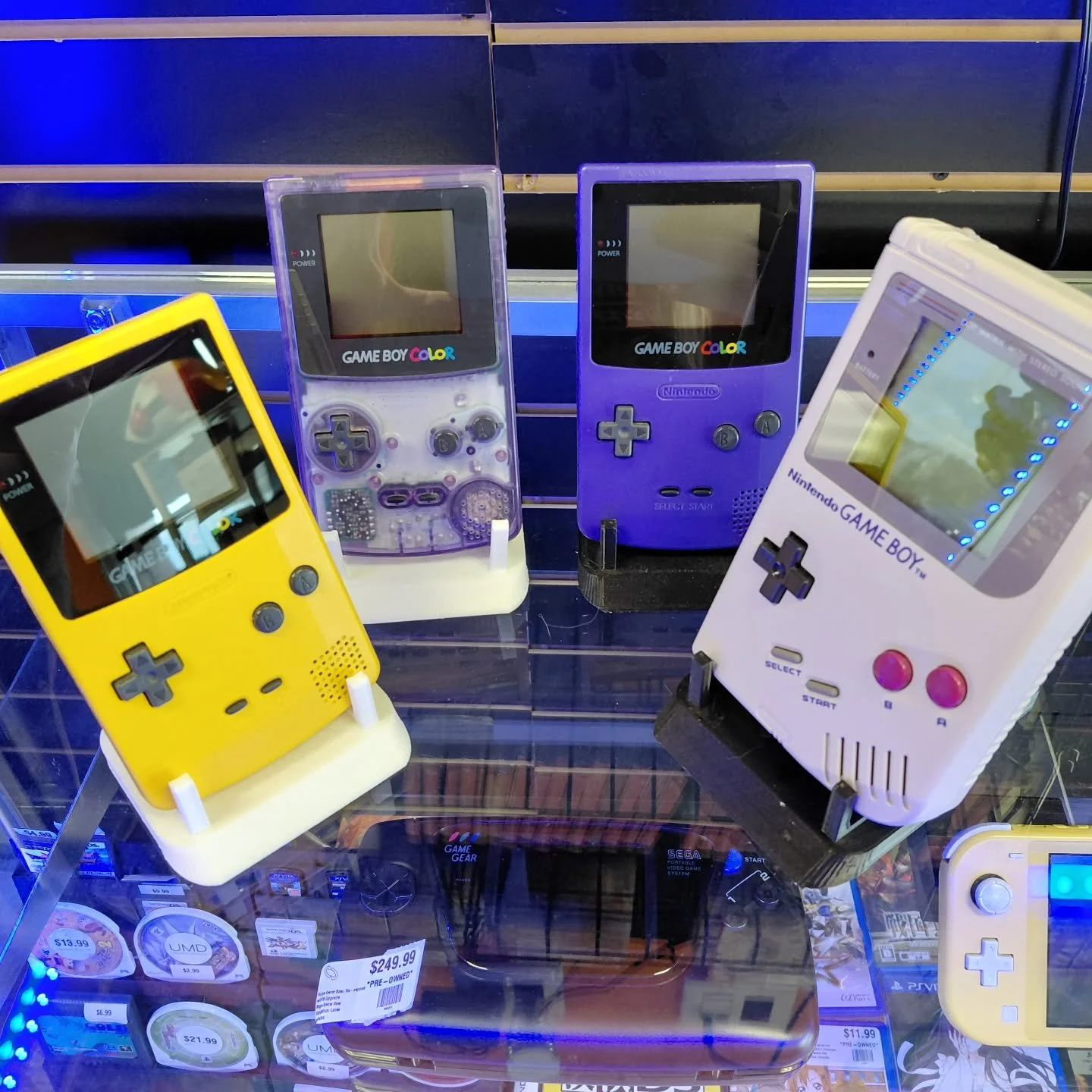 Gameboy! Gameboy!!!! Gameboy!!!!!! GAMEBOY!!!!!!!!
