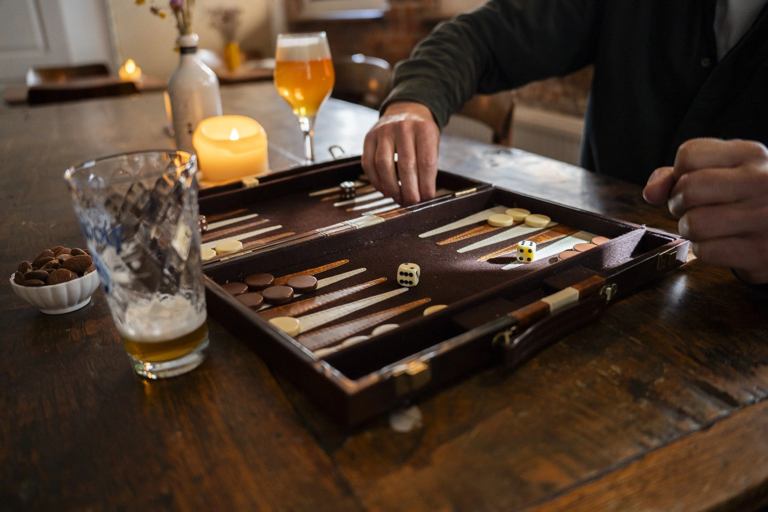 JH_Cafe Conrad, Zochterstraat 10-9.jpg