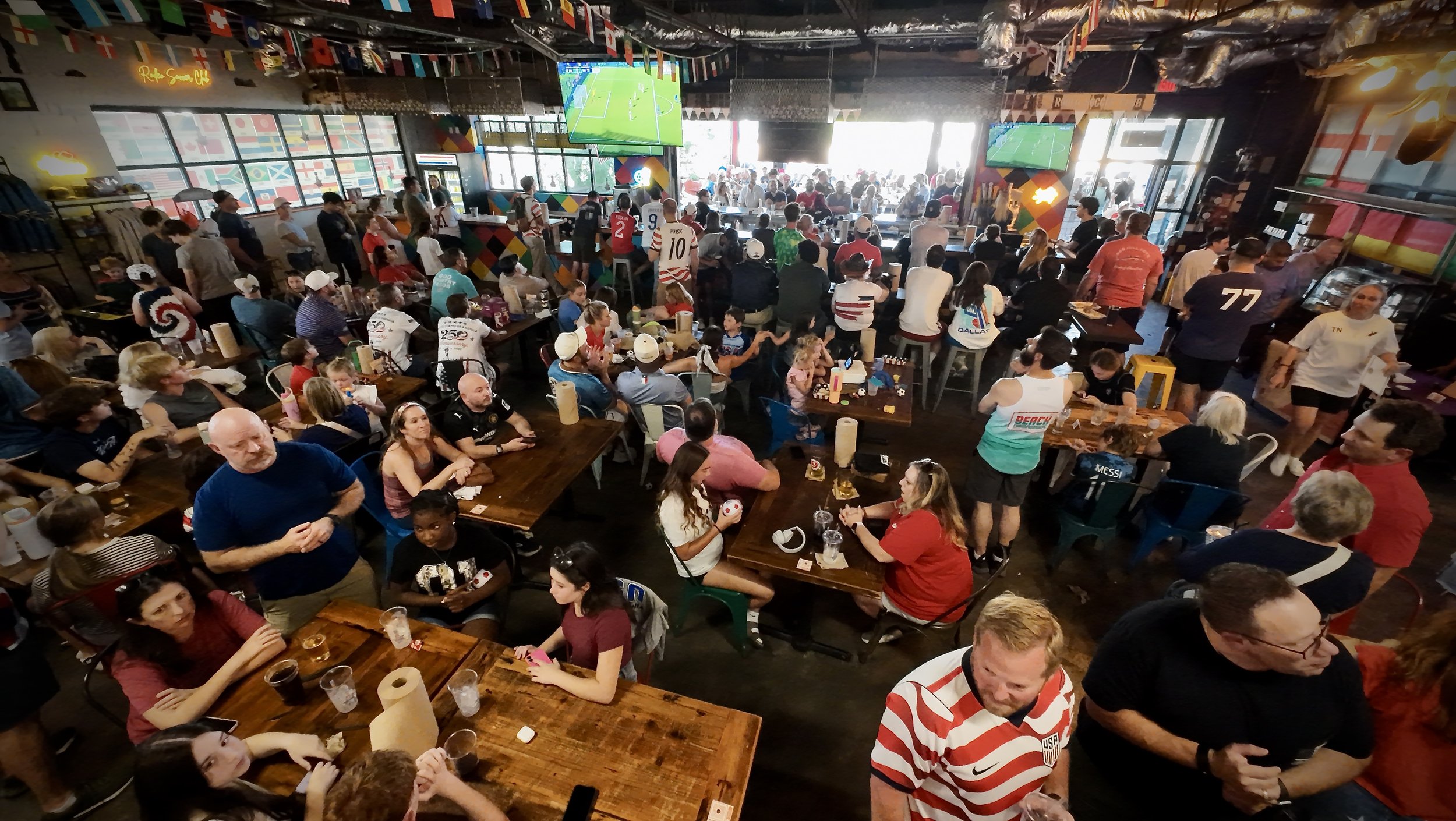 RodeoSCFanZone_LH828_5.JPG