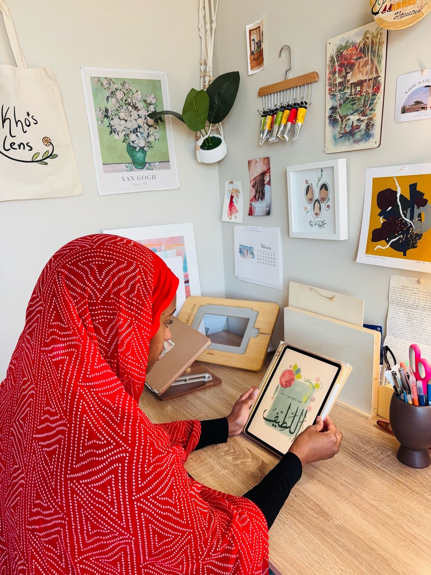 Day 10 &mdash; Al-Latif (The Most Gentle) 🤍 
held in Your gentle ease ✨ 
today my heart feels lighter.

&mdash;&mdash;&mdash;
#ramadanart #99namesofallah #ramadanseries #spiritualart #digitalart