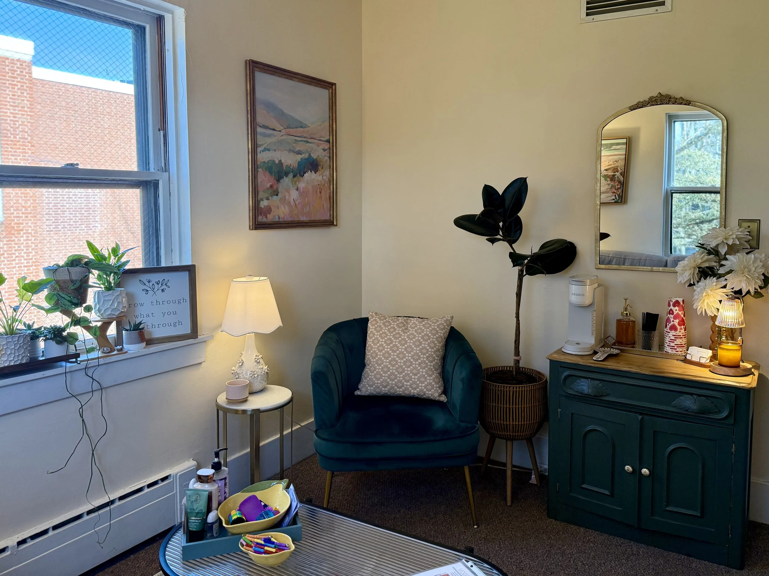 Sitting area at Weber Therapy and Consulting in Geneva IL