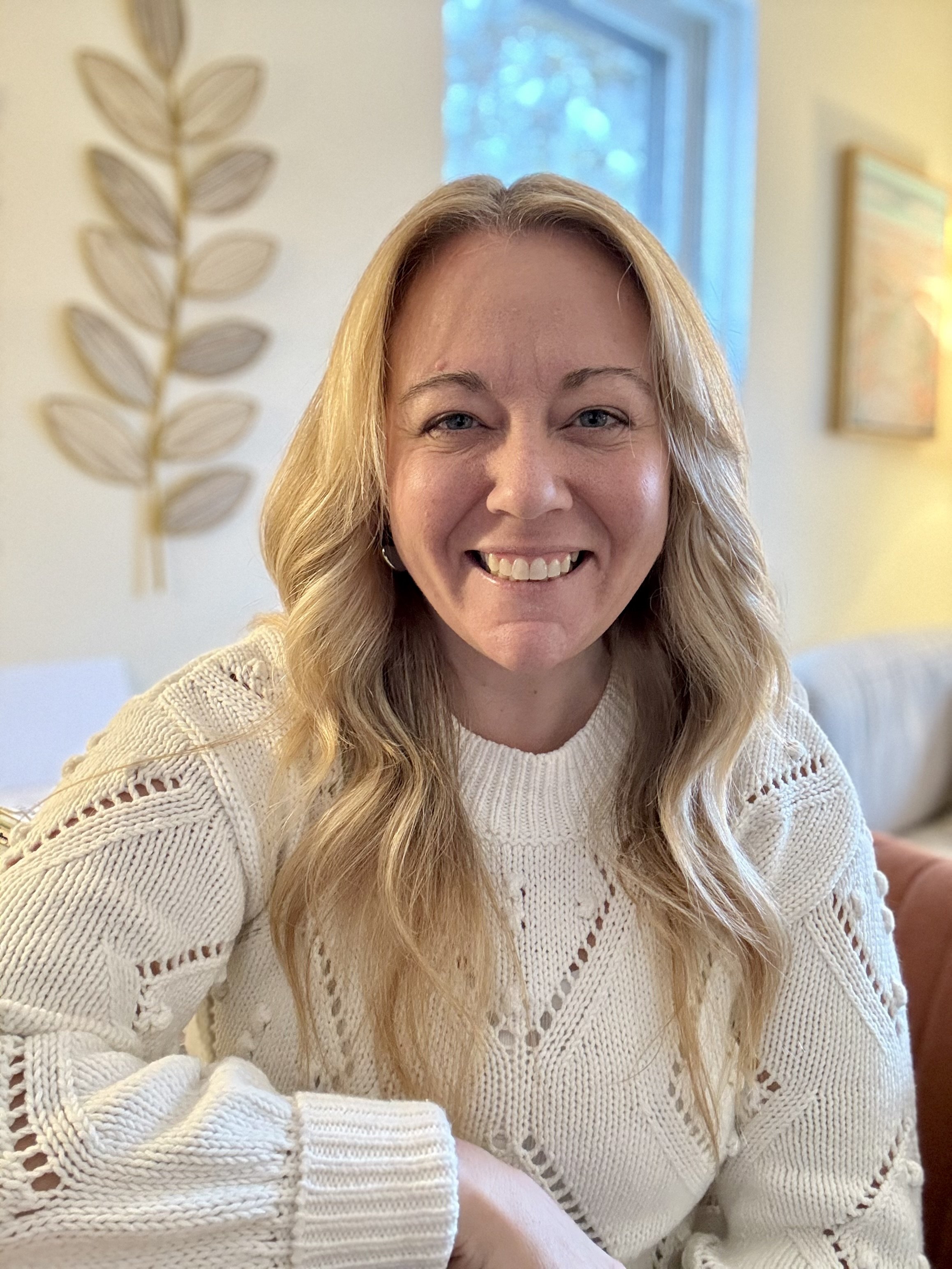 Photo of Jackie Weber, LCSW, clinical supervisor at Weber Therapy and Consulting in Geneva IL.