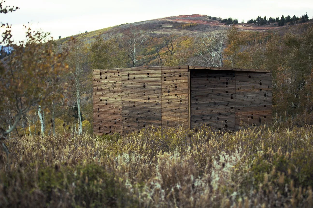 Mirror Gallery — exterior