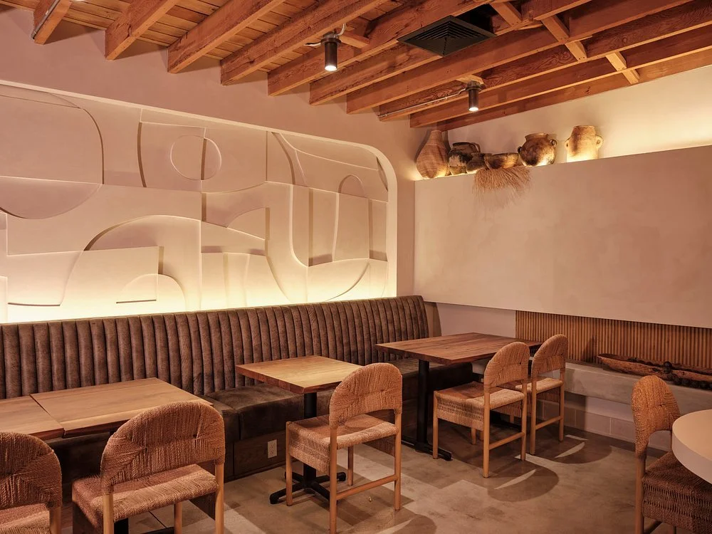 Courtyard Kitchen — dining room