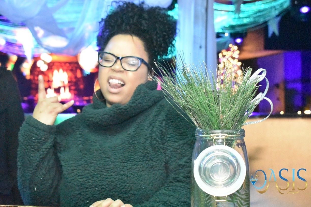 Merry Christmas, Happy Holidays 🤘