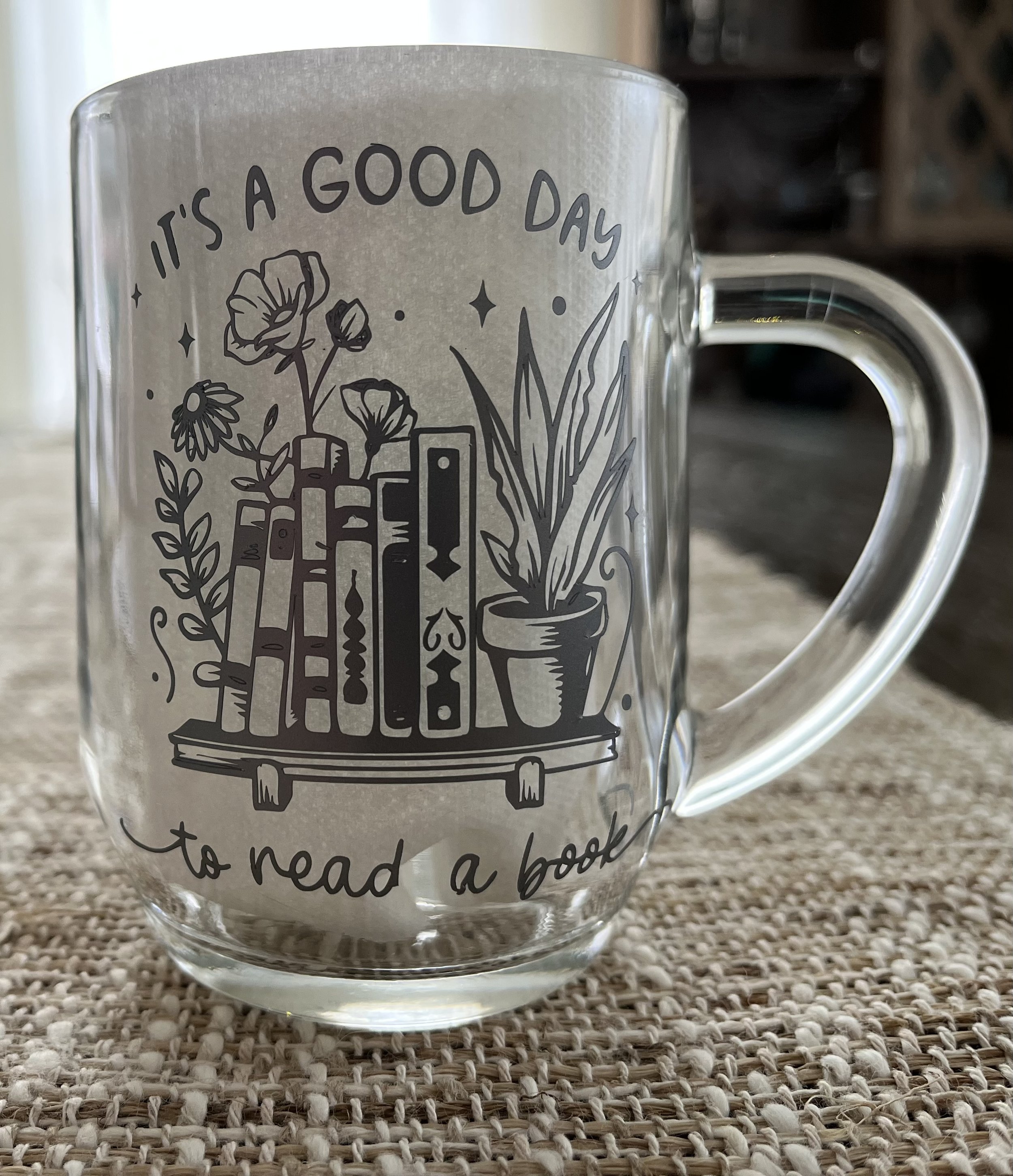 Books & Plants Mug