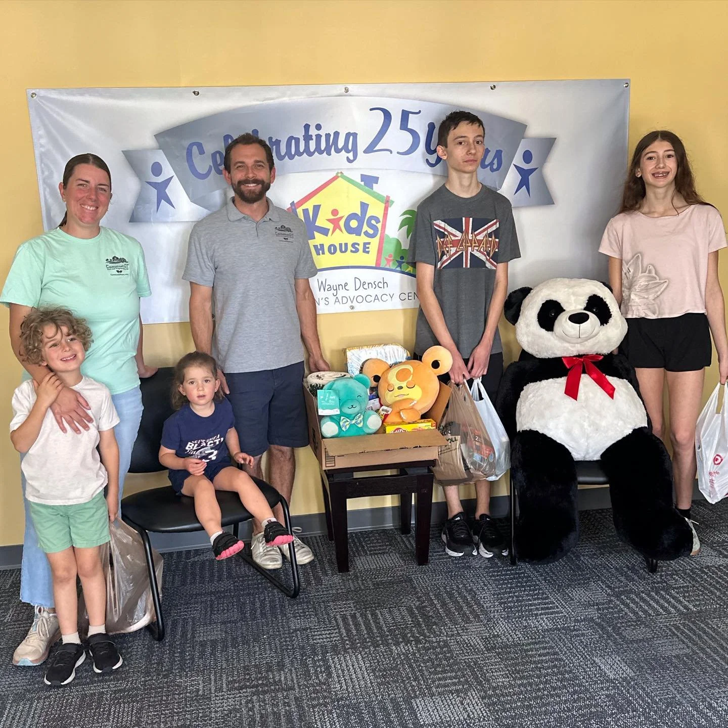 Our CommunOT Growth family took a trip to the store recently to hand-pick donations for Kids House of Seminole in Sanford. At CommunOT Farm, we believe that &ldquo;growth&rdquo; isn&rsquo;t just a goal, it&rsquo;s an action to keep working toward.

B