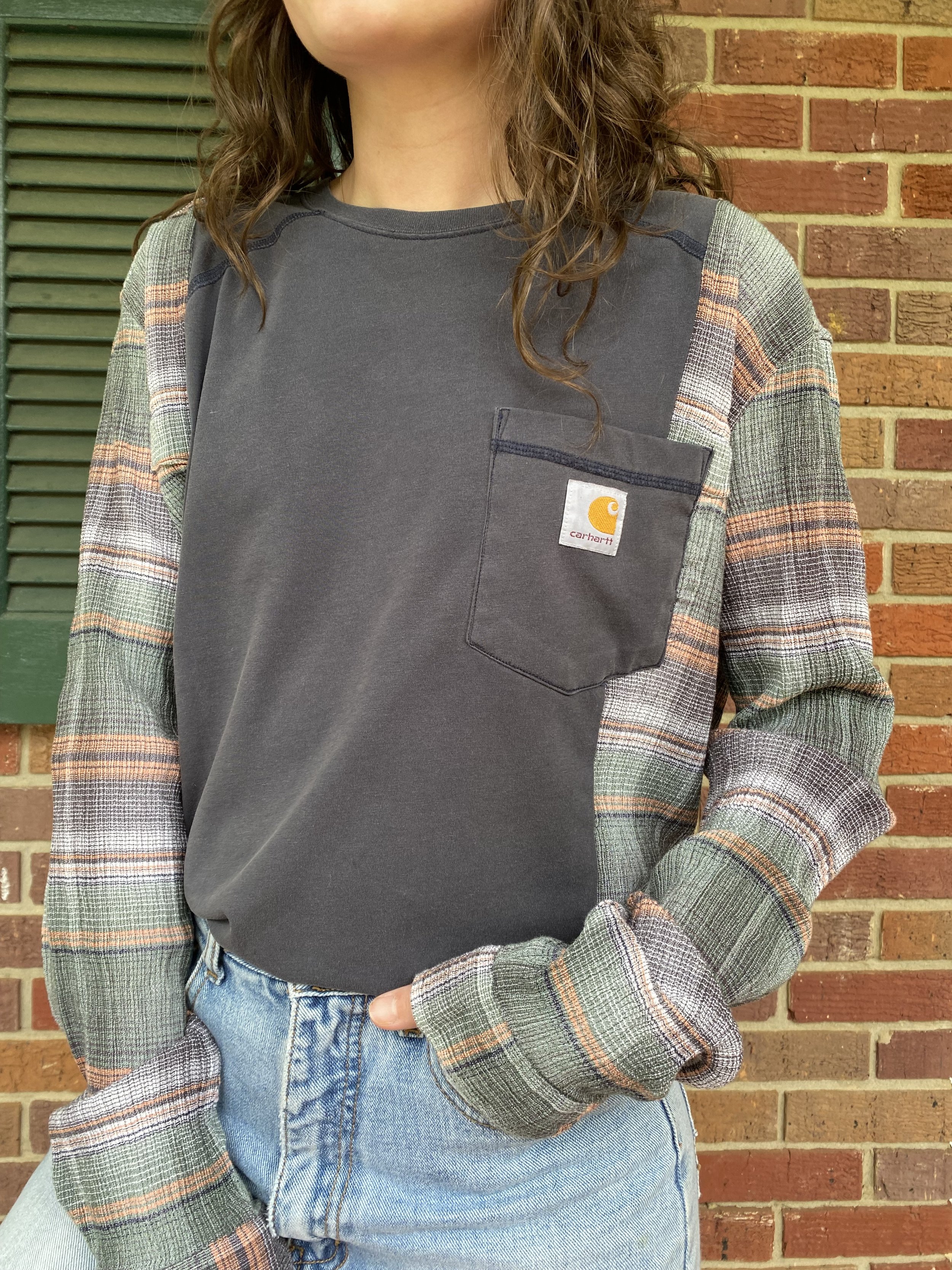 Carhartt Rework (Dark Grey) - M