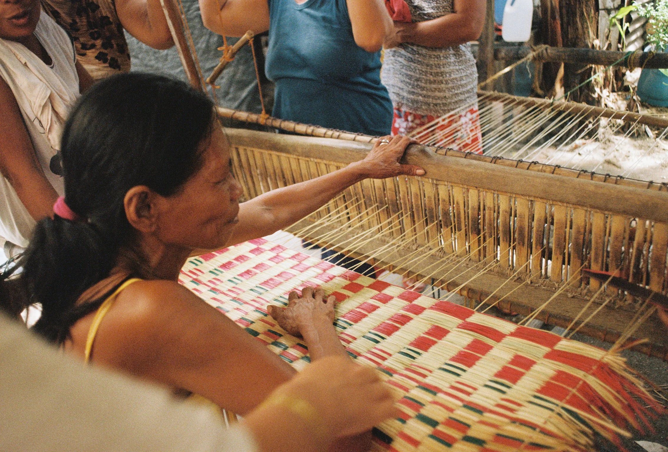 Lokal Lab & The Weavers of Caridad