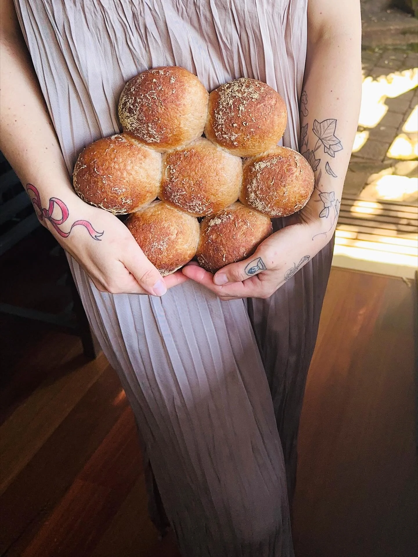 Gf Buckwheat Sourdough Dinner Rolls - the &ldquo;Dinner Roll Daisy&rdquo; 🌼 fun to pull-apart and excellent to eat 

Starting this Sat 8th Nov @avalonsorganics 
X
X
X