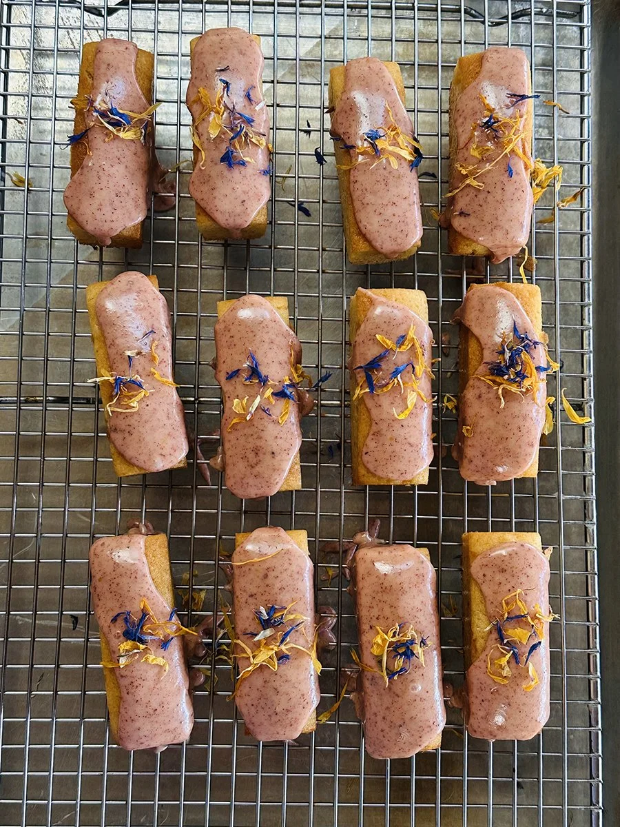 mini-gf-cakes.jpeg