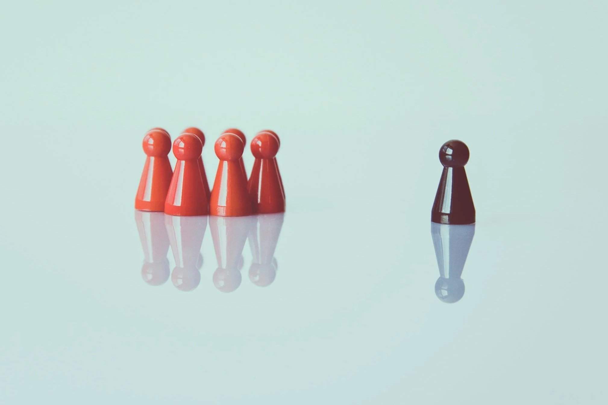Cliques on Teams: What Leaders Unintentionally Reinforce