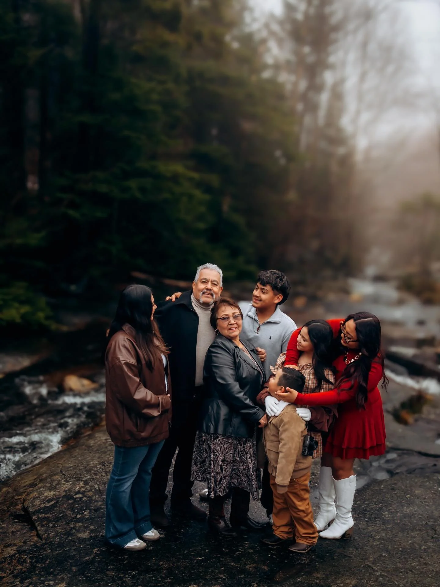 If you&rsquo;re looking for headshots, or family photos -
Set up a consultation so we can get them done!
.
.
.
#lostgold #goldenhour #dallas #texas #dallastx
#tonesforbreakfast #instagood #canon #garlandtx
#richardsontx #rowletttx #rockwalltx
#dallas