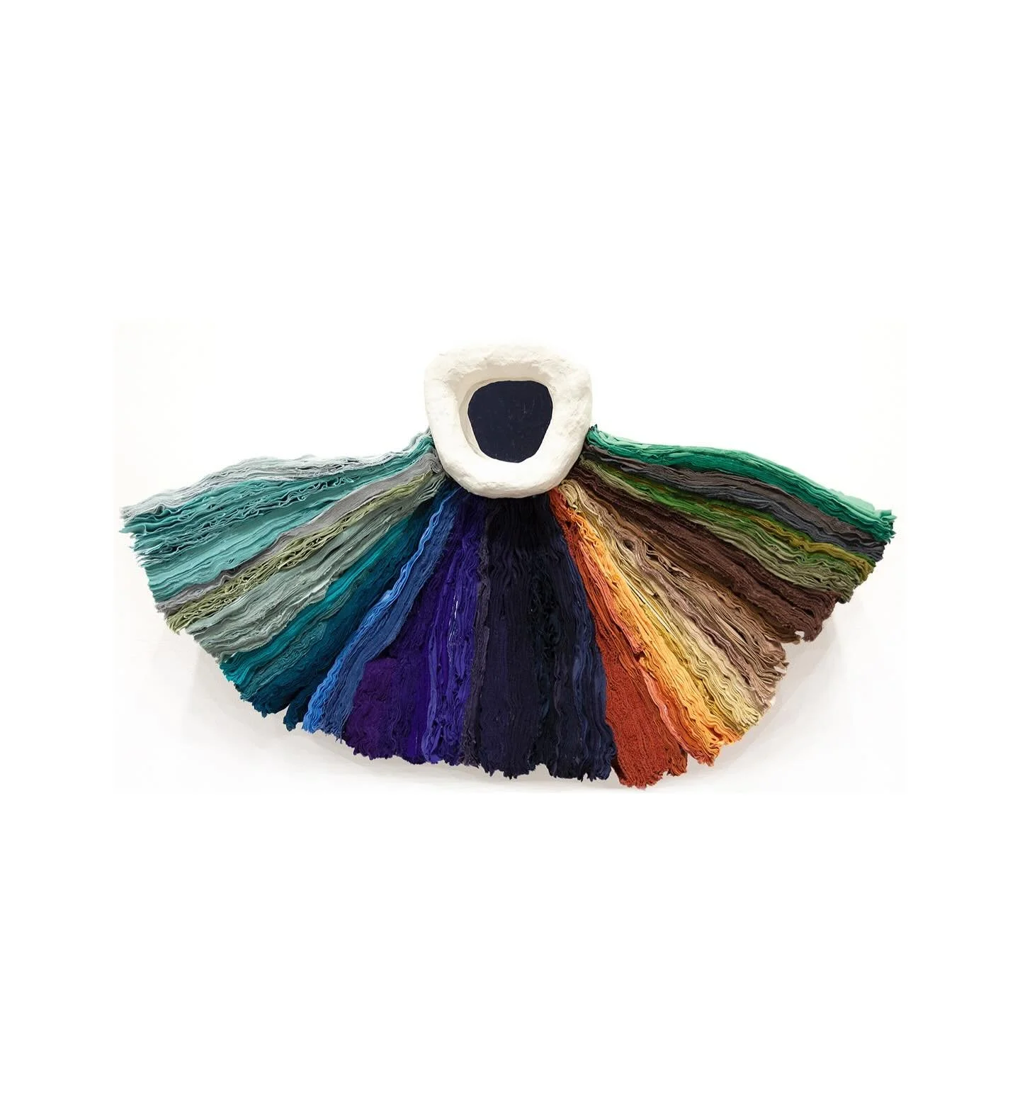 We are Here to Self Reflect, 2022
fabric, paper clay, acrylic paint, mirror
22&rdquo; h x 39&rdquo; w x 7.5&rdquo; d

*this piece is represented by @obras_paris 

#sommerroman #fiber
&nbsp;#sculpture&nbsp;#fiberart #fastfashionwaste #fastfashion #pos