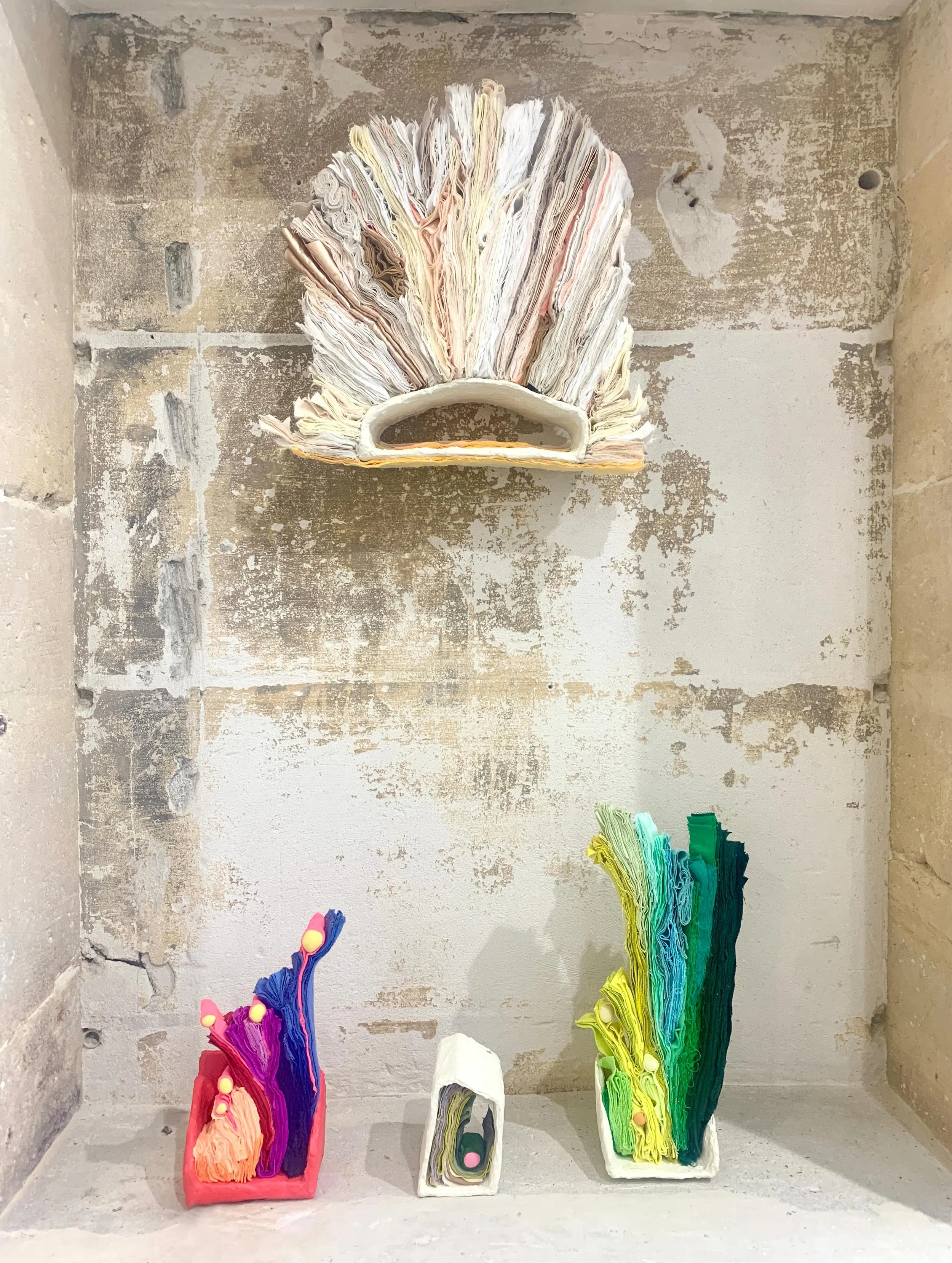 Voila quelqu&rsquo;uns de mes 11 oeuvres (de petit et moyen format)qui font partis de l&rsquo;exposition &laquo;&nbsp;FAIRE SURFACE&nbsp;&raquo;.
*Here are a few works, of the 11 pieces that were part of the exhibition: 

FAIRE SURFACE 
by @obras_par