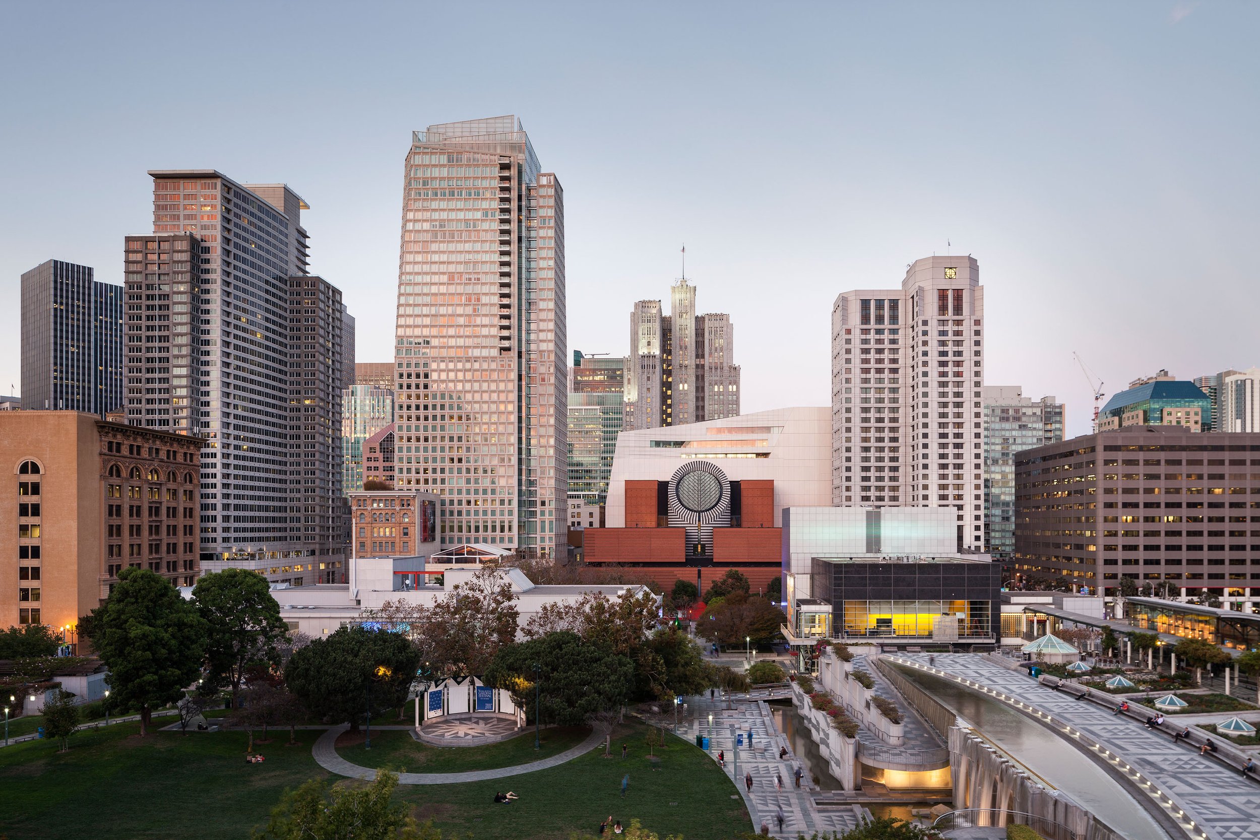01.-The-new-SFMOMA-view-from-Yerba-Buena-Gardens-photo-©-Henrik-Kam-courtesy-SFMOMA.jpg