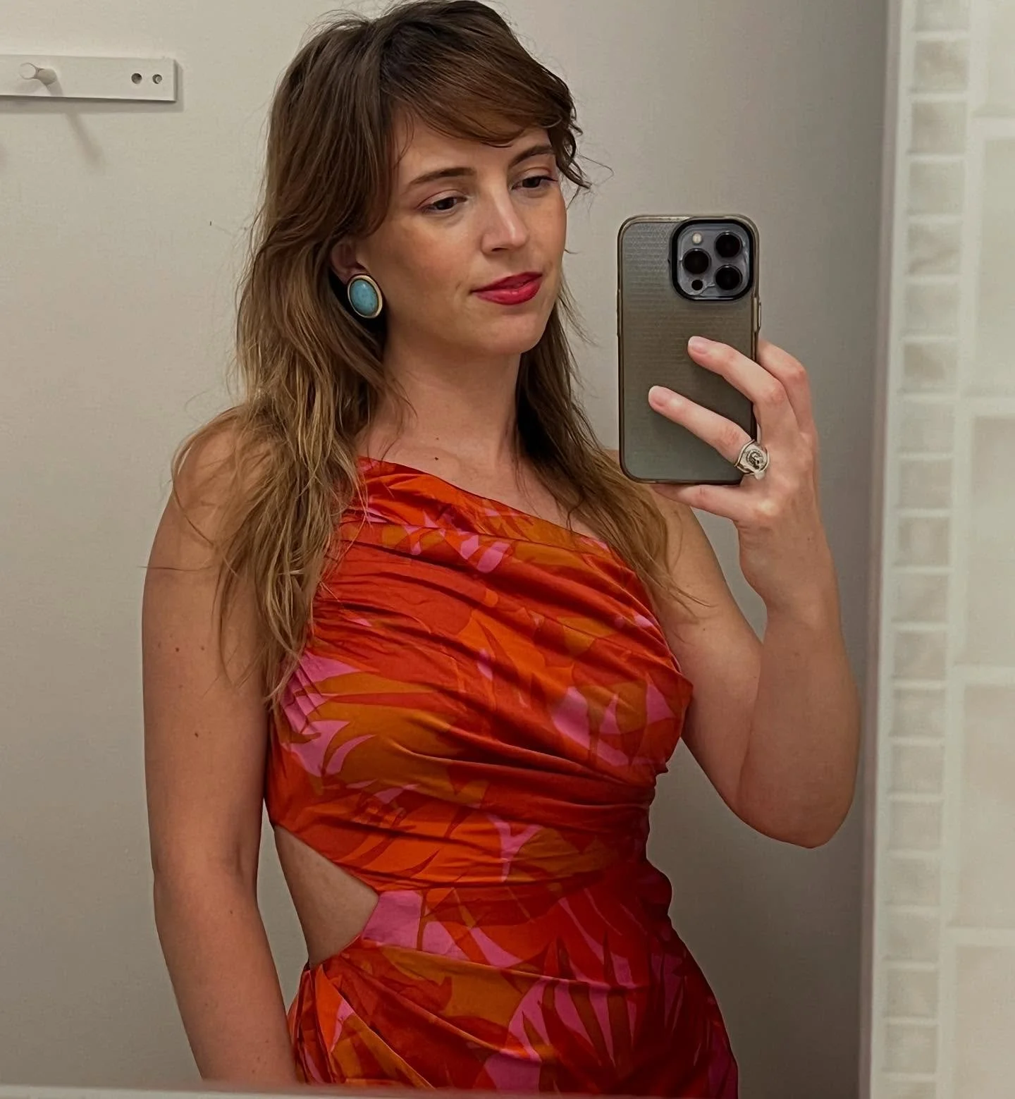 First (not last) time in Hawaii🌊🌺🌈

- upgraded to a convertible bcz they lost the first key
- drove and swam up and down the coast
- chugging matcha but getting nowhere
- saw my friends get marrrrried🎊 @danng808 @keikok90 
- went to breathwork af