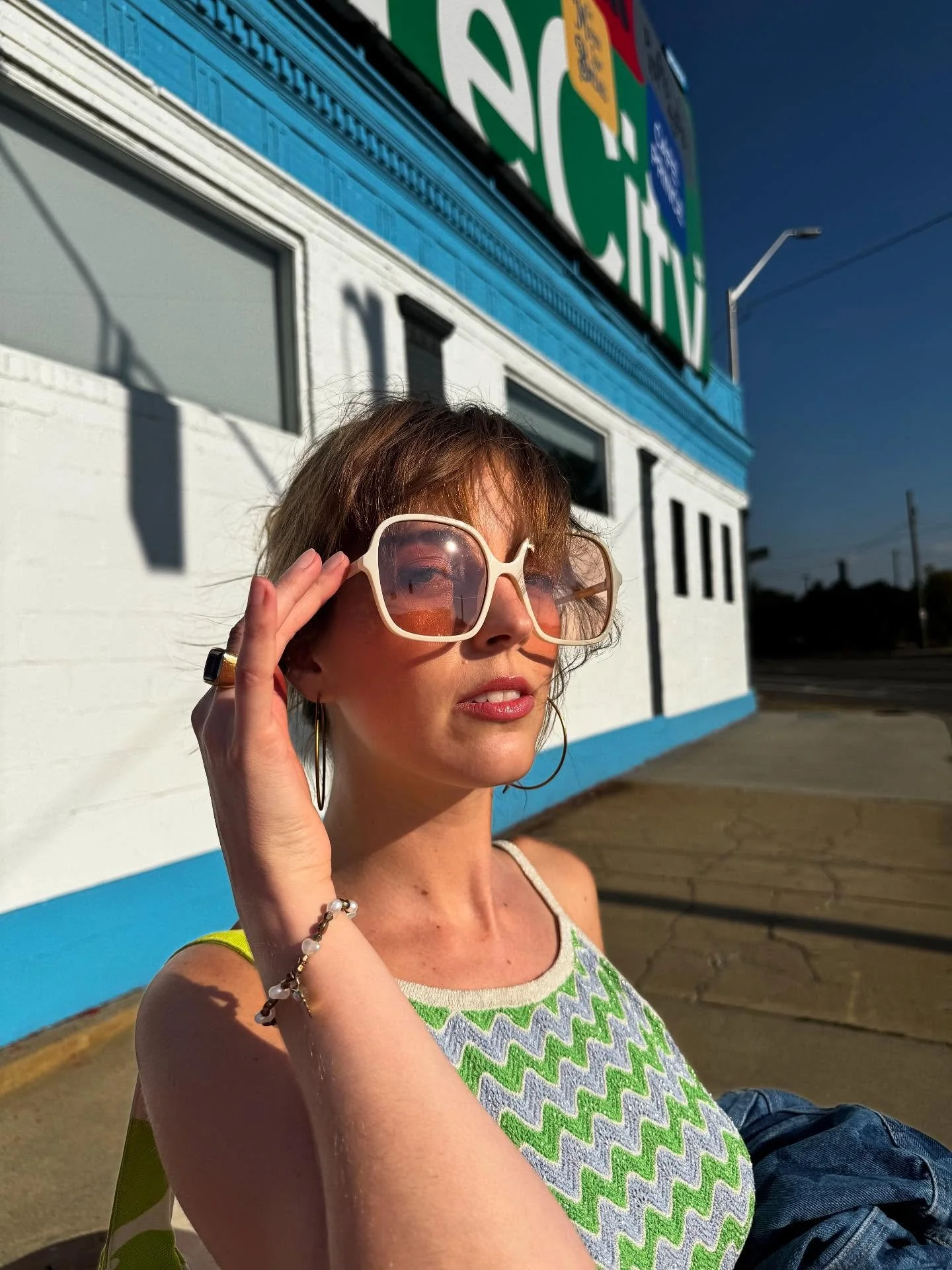 Detroit summers are truly some of the best🩵
Lots of sun, wine, tennis, and scream laughs with friends☀️