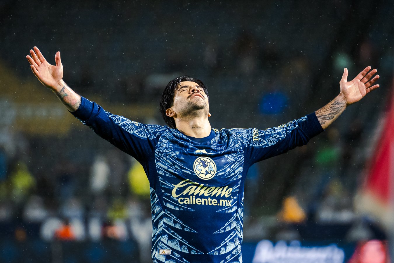 Víctor Dávila against LA Galaxy, at Dignity Health Sports Park, on November 15, 2025.