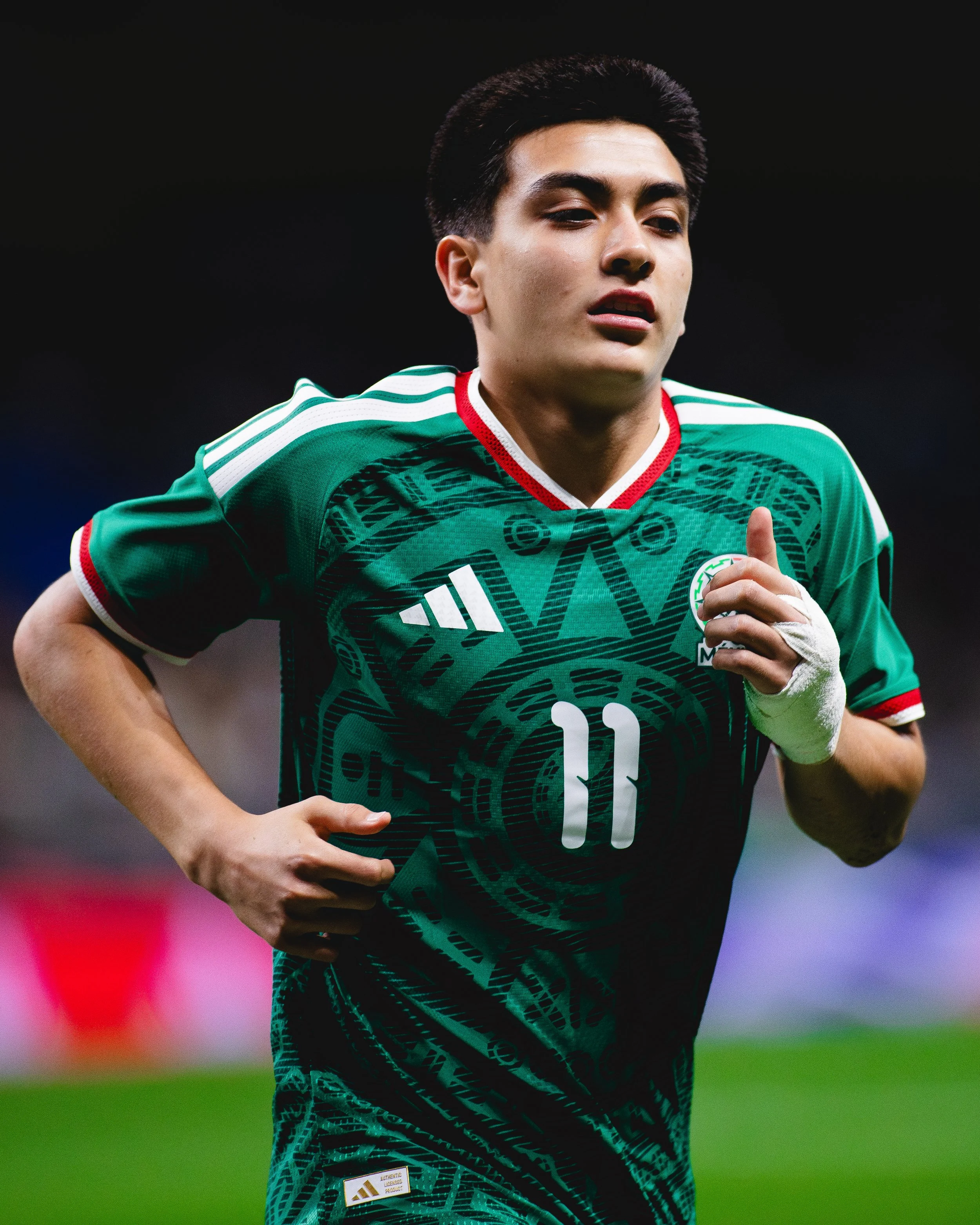Gilberto Mora runs to take a corner kick during an international soccer match against Paraguay at Alamodome, on Nov. 18, 2025.
