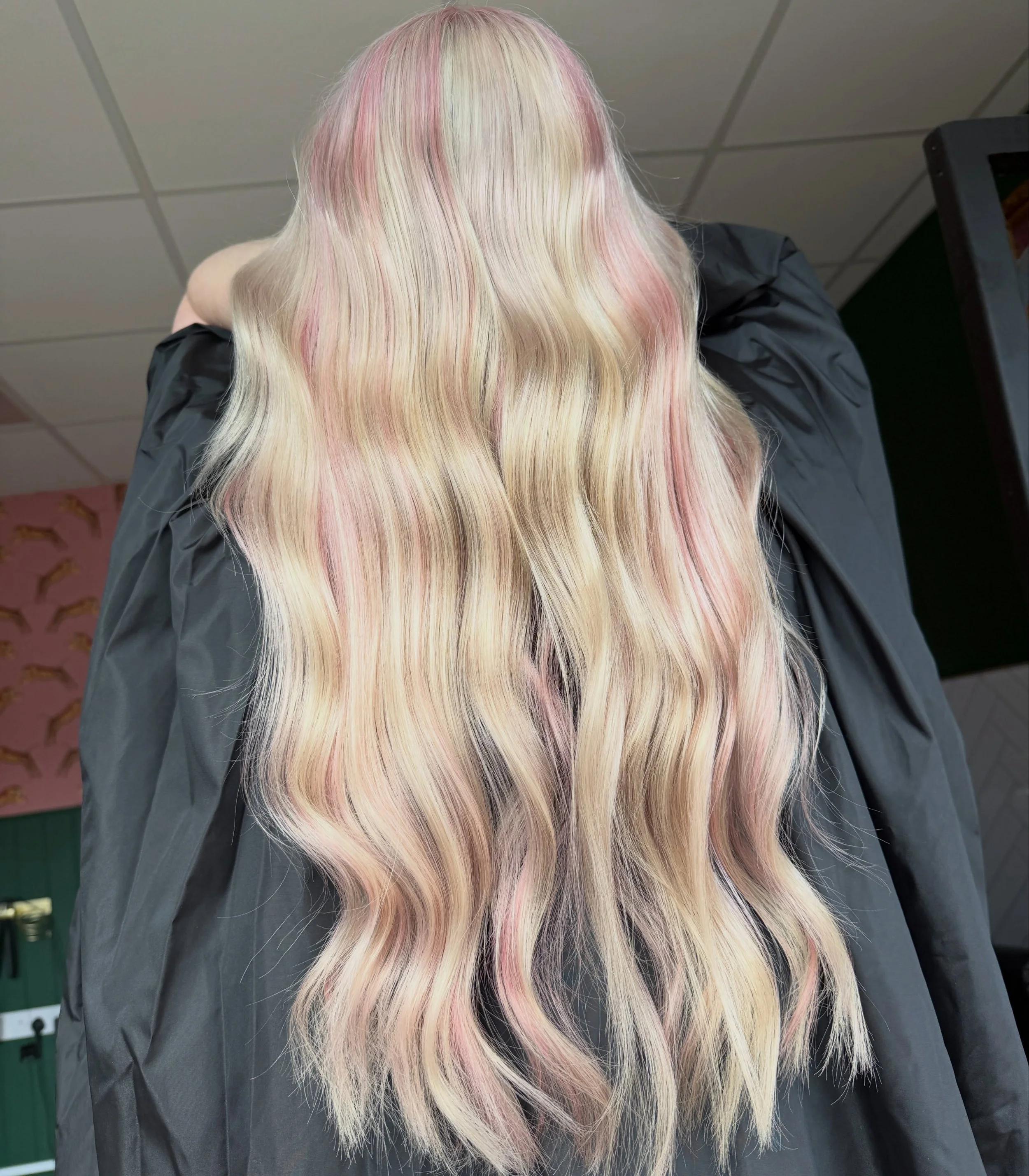 Added a dash of pink / silver hues to my clients blonde for summer 

#blondehair #pinkhair #funhair #leedshairdresser