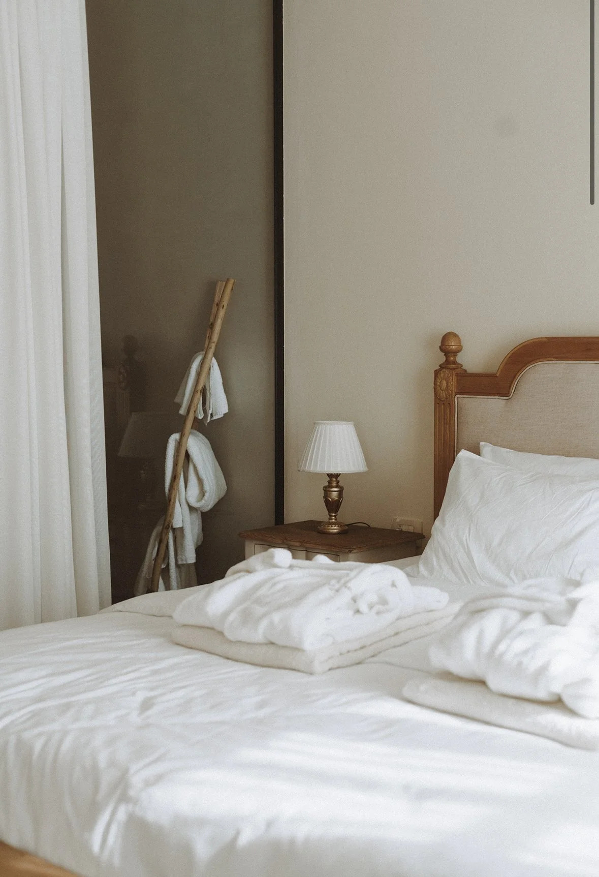 Boutique hotel guest experience — Room55 hotel operations consulting